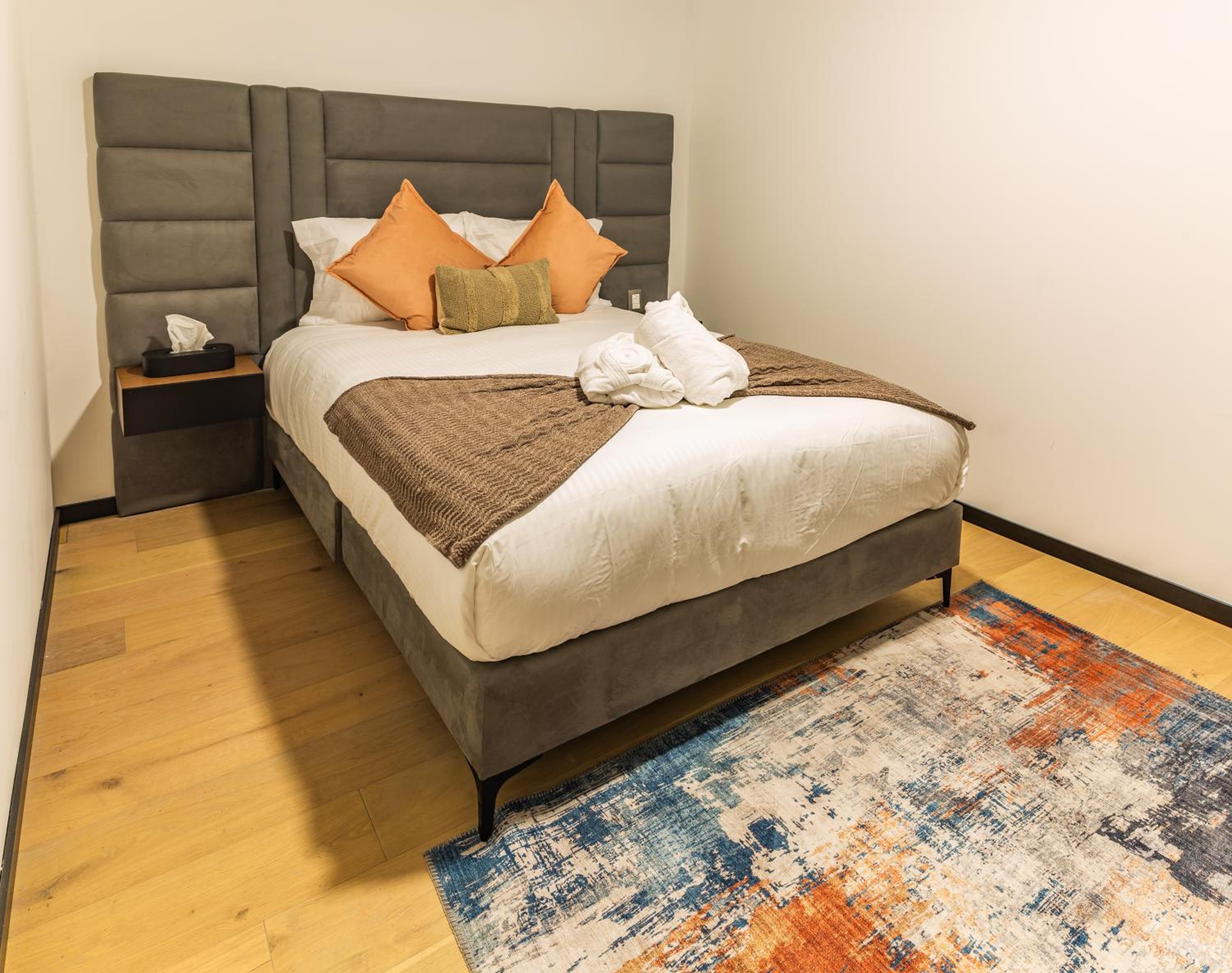 Superior Double Room with Two Double Beds - Photo 12