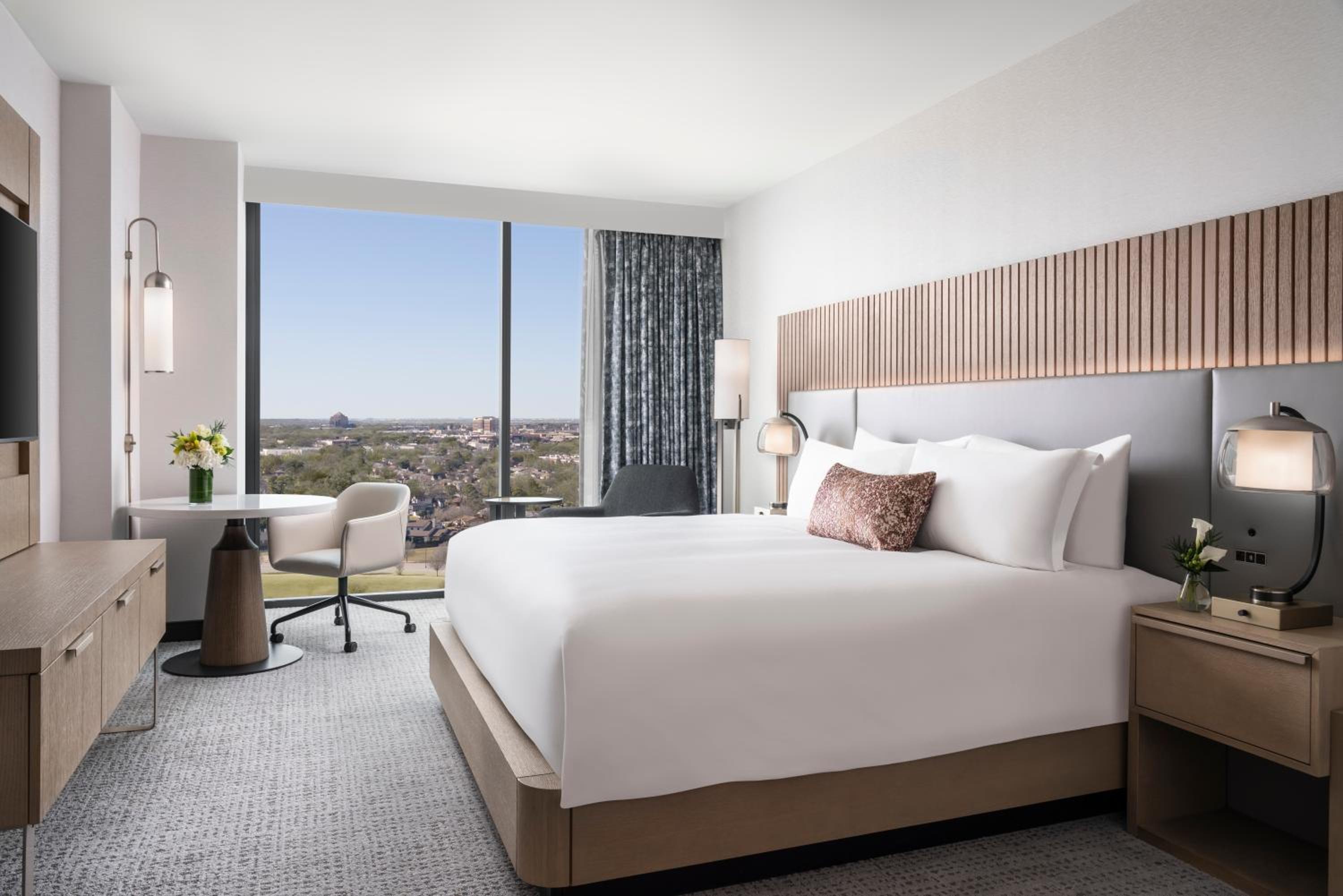 Superior King Room - Photo 2
