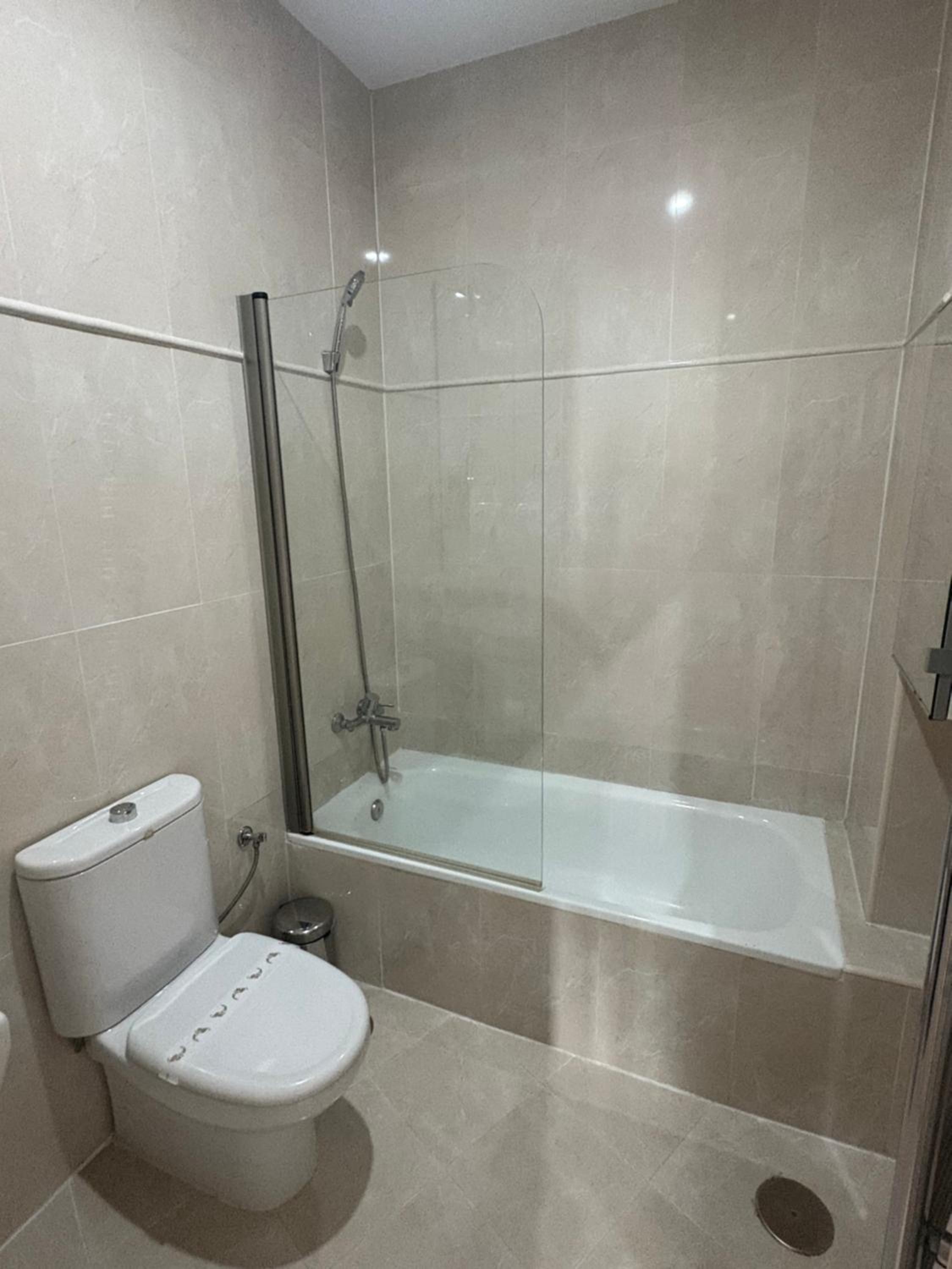 Deluxe Double Room with Balcony - Photo 3