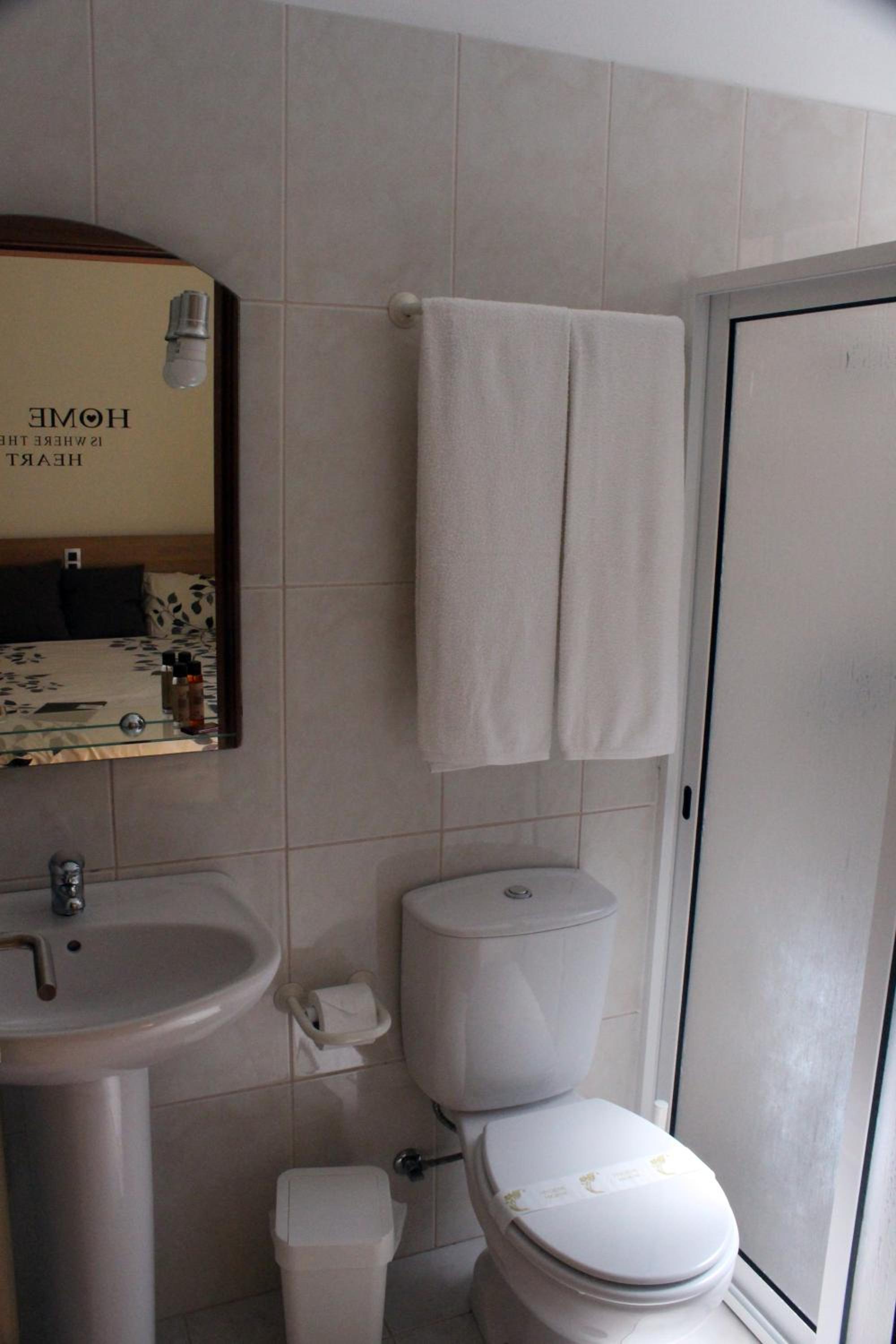 Double or Twin Room photo 2