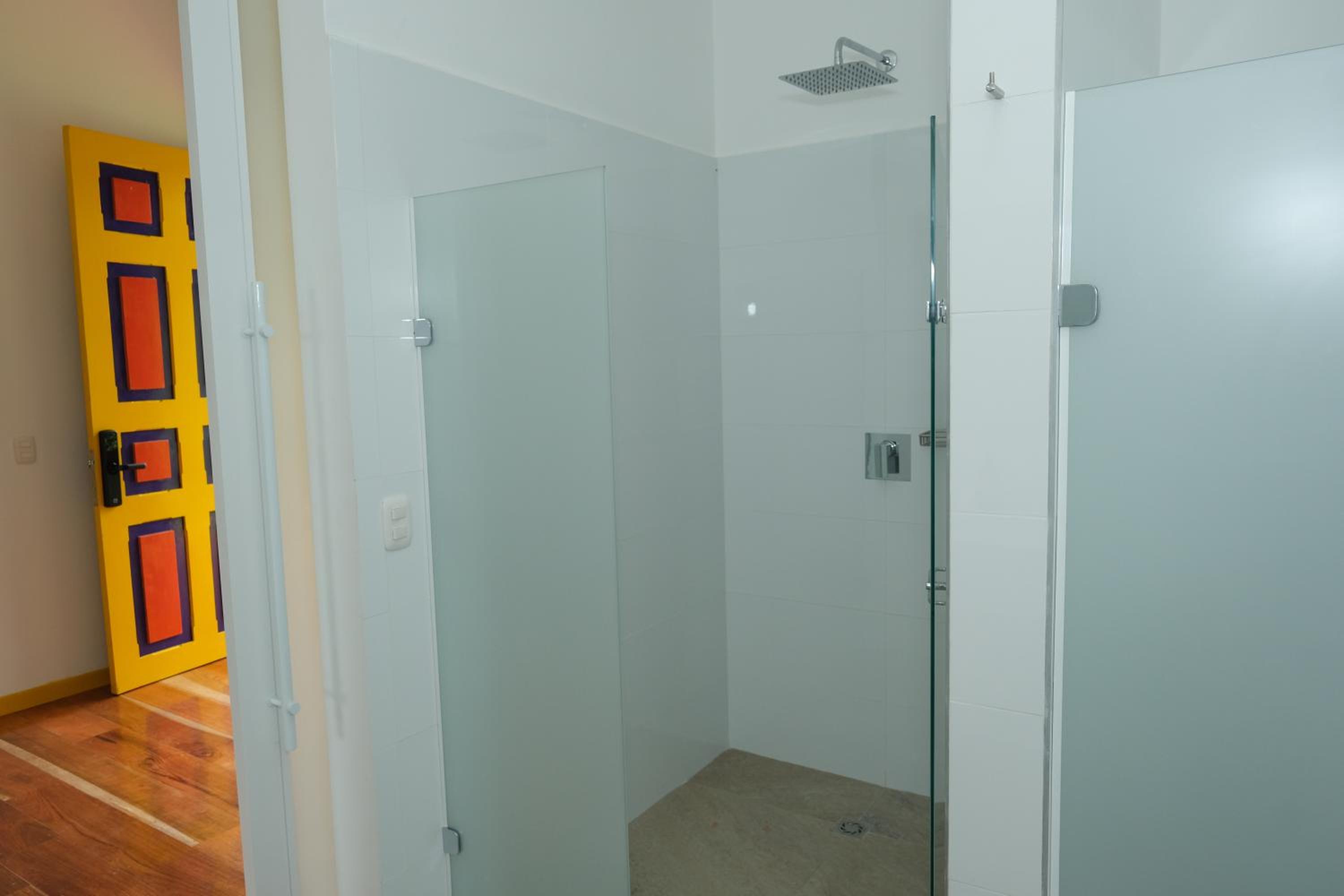 Suite with Hot Tub photo 3