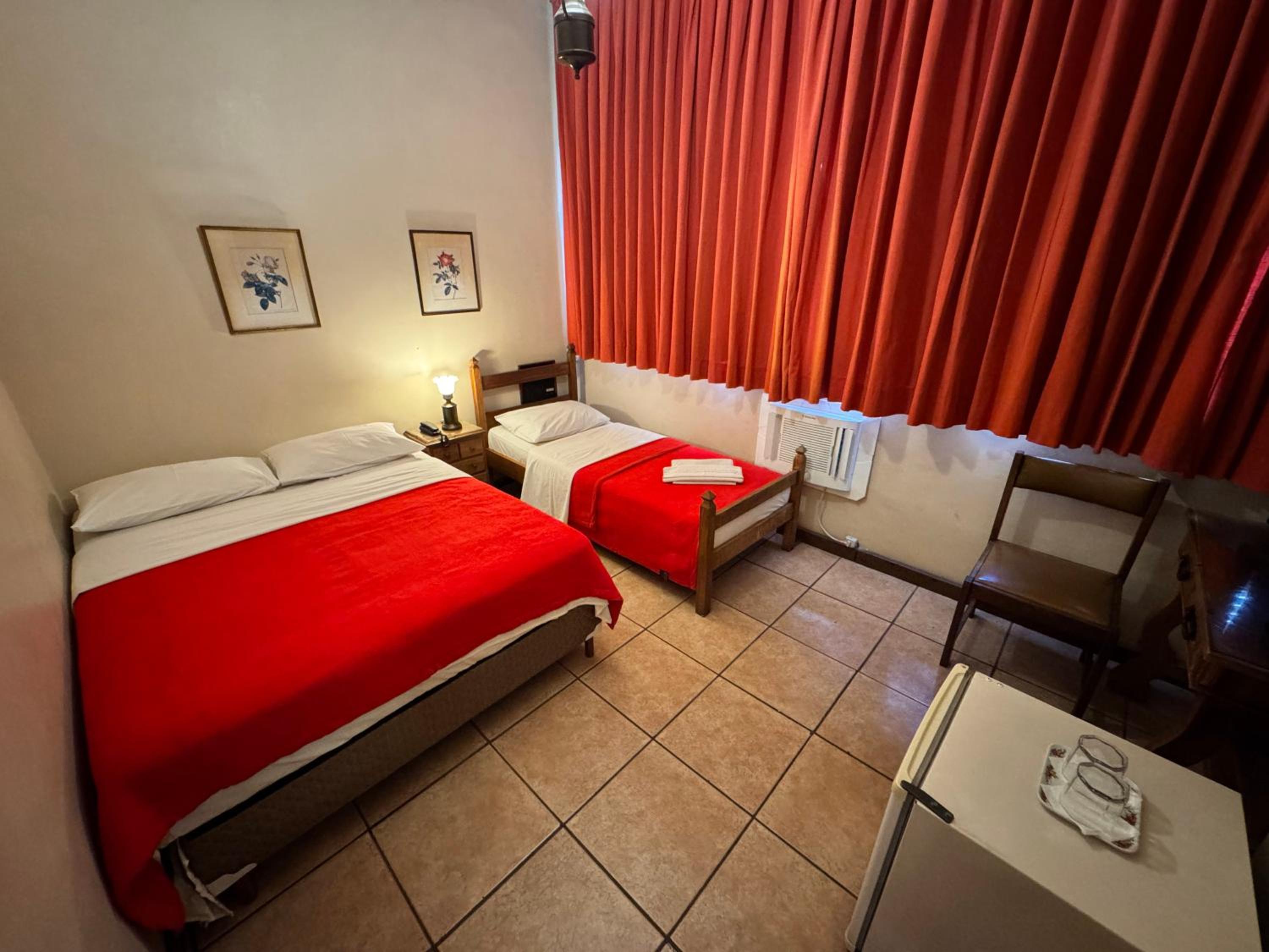 Standard Suite