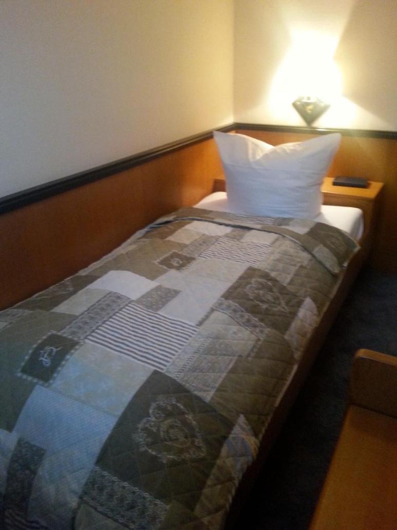 Small Single Room photo 2