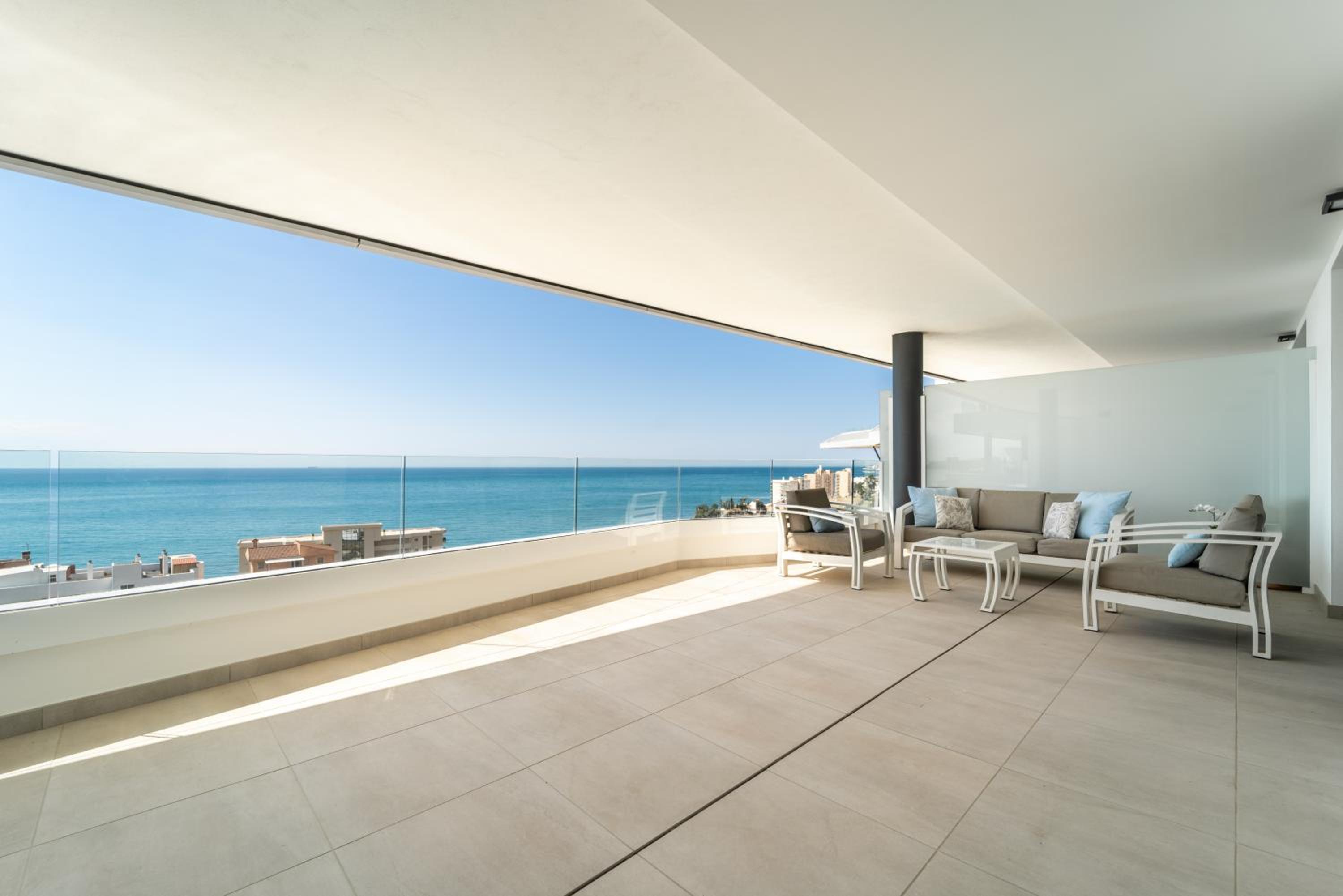 Two-Bedroom Apartment with Terrace and Sea View