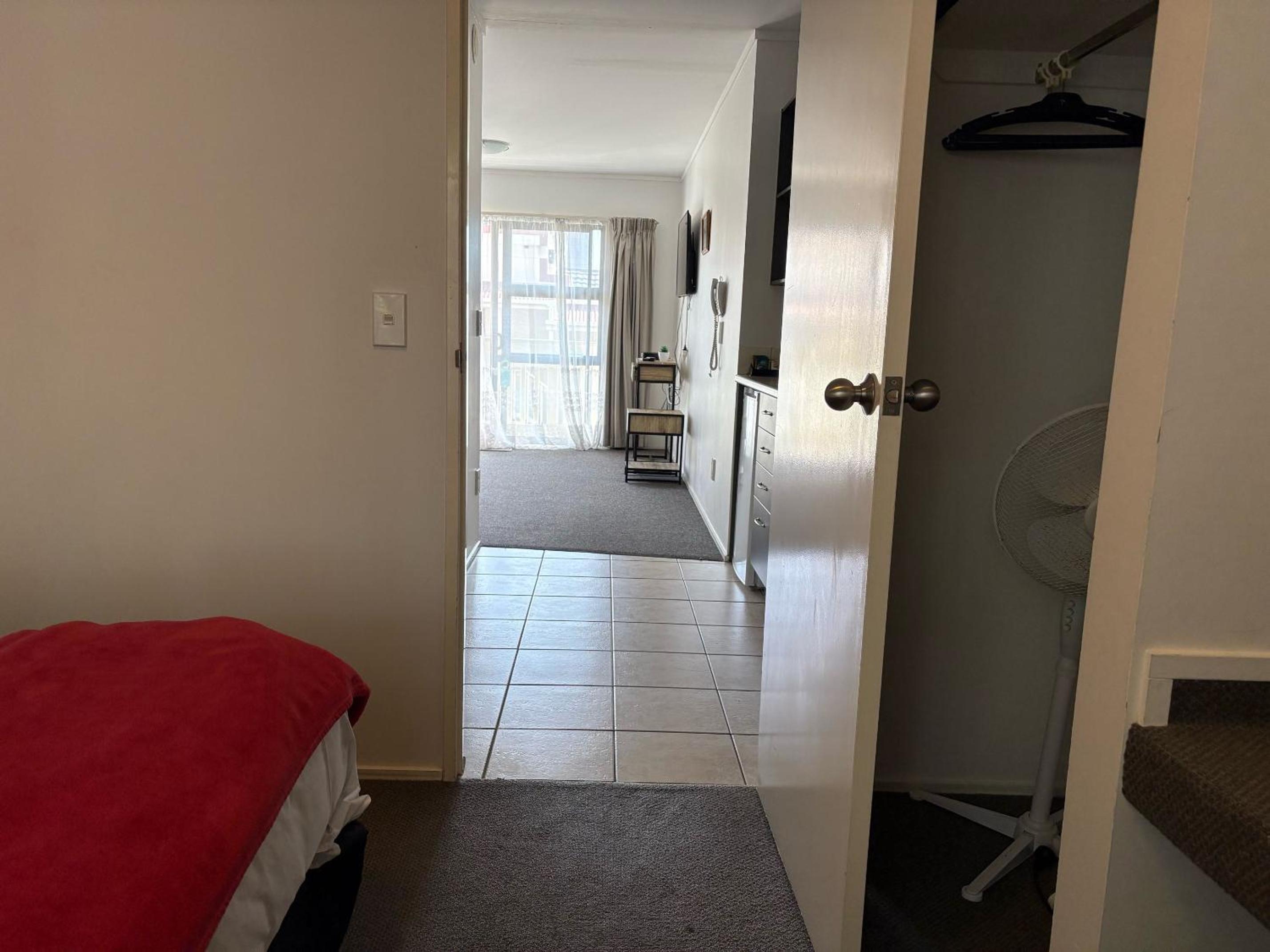 Classic Apartment - Photo 13
