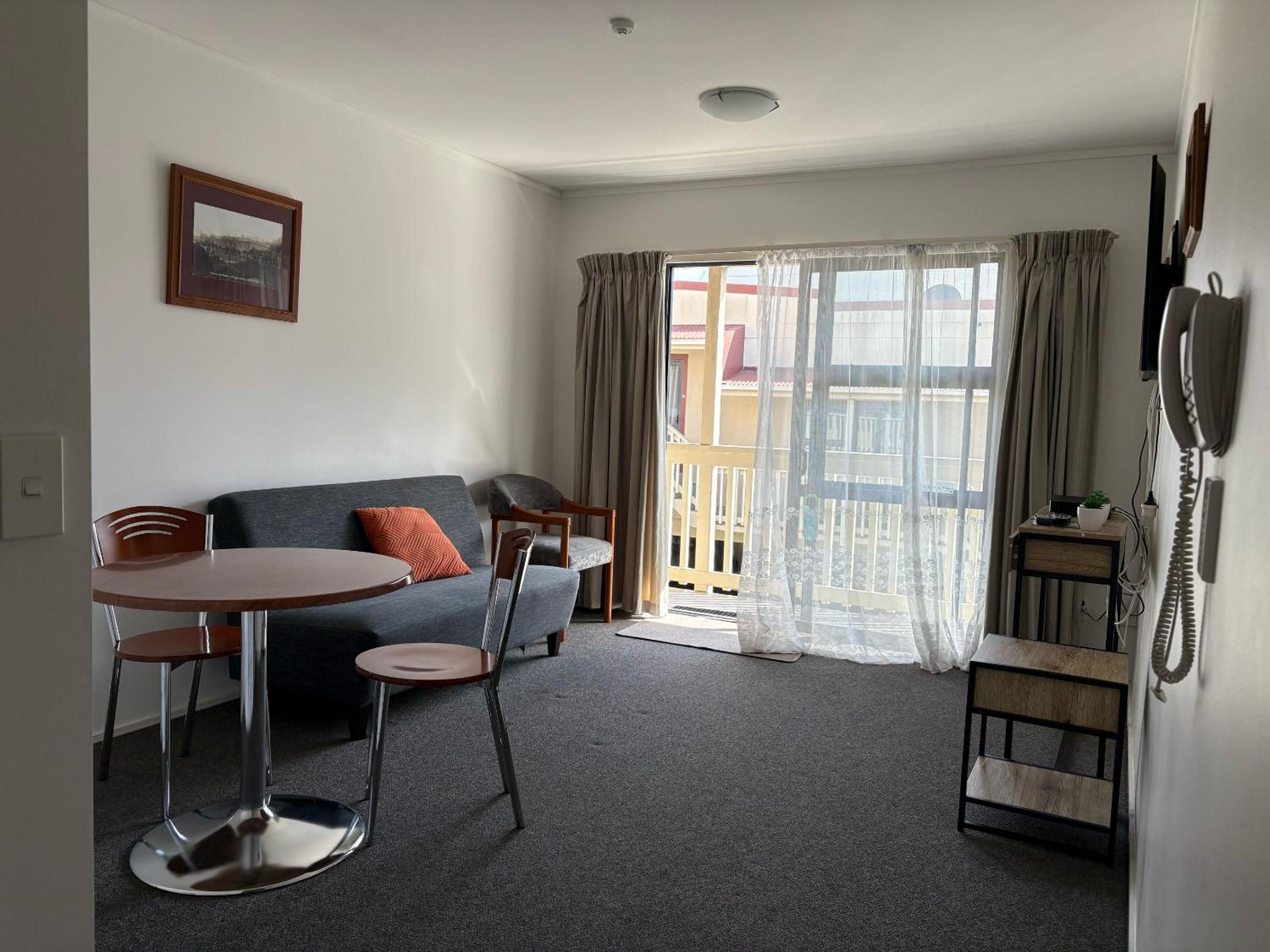 Classic Apartment - Photo 14