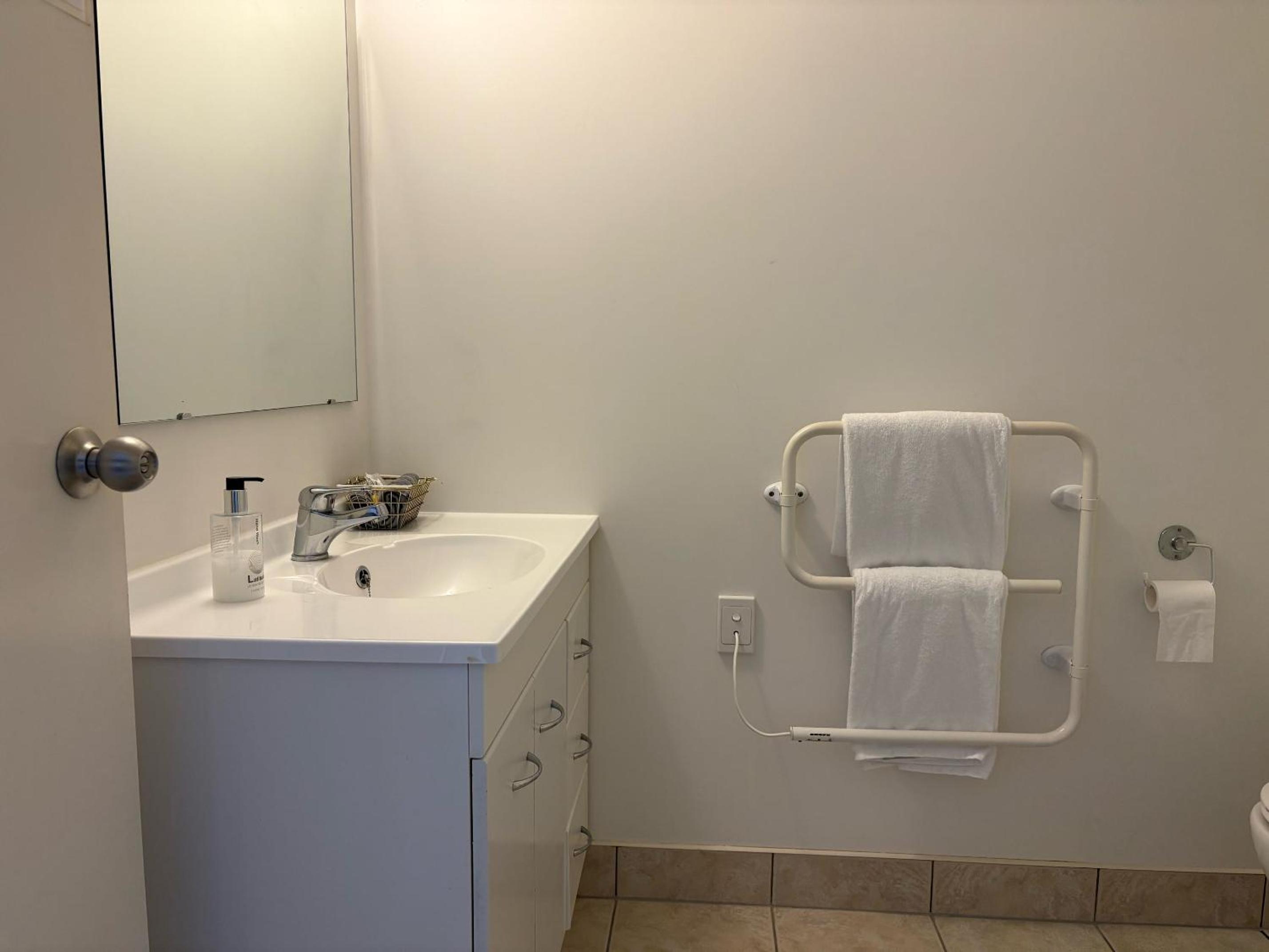 Classic Apartment - Photo 16
