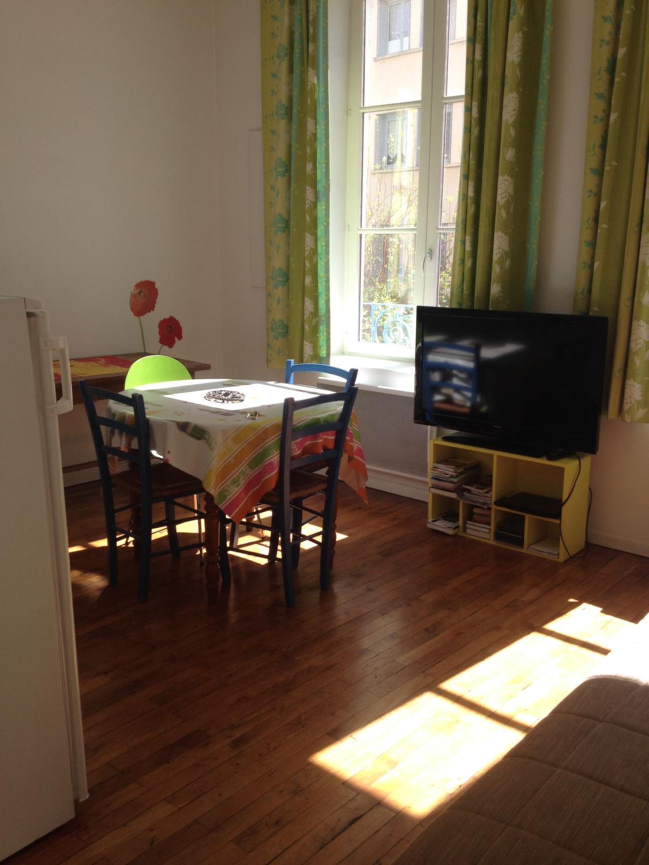 Apartment - Photo 11