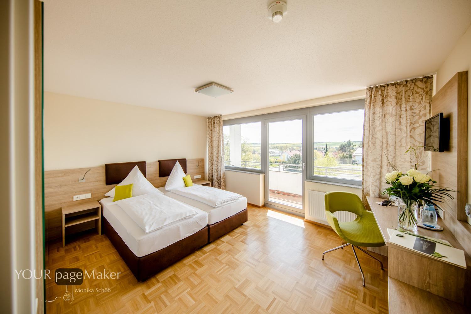 Large Double Room photo 3