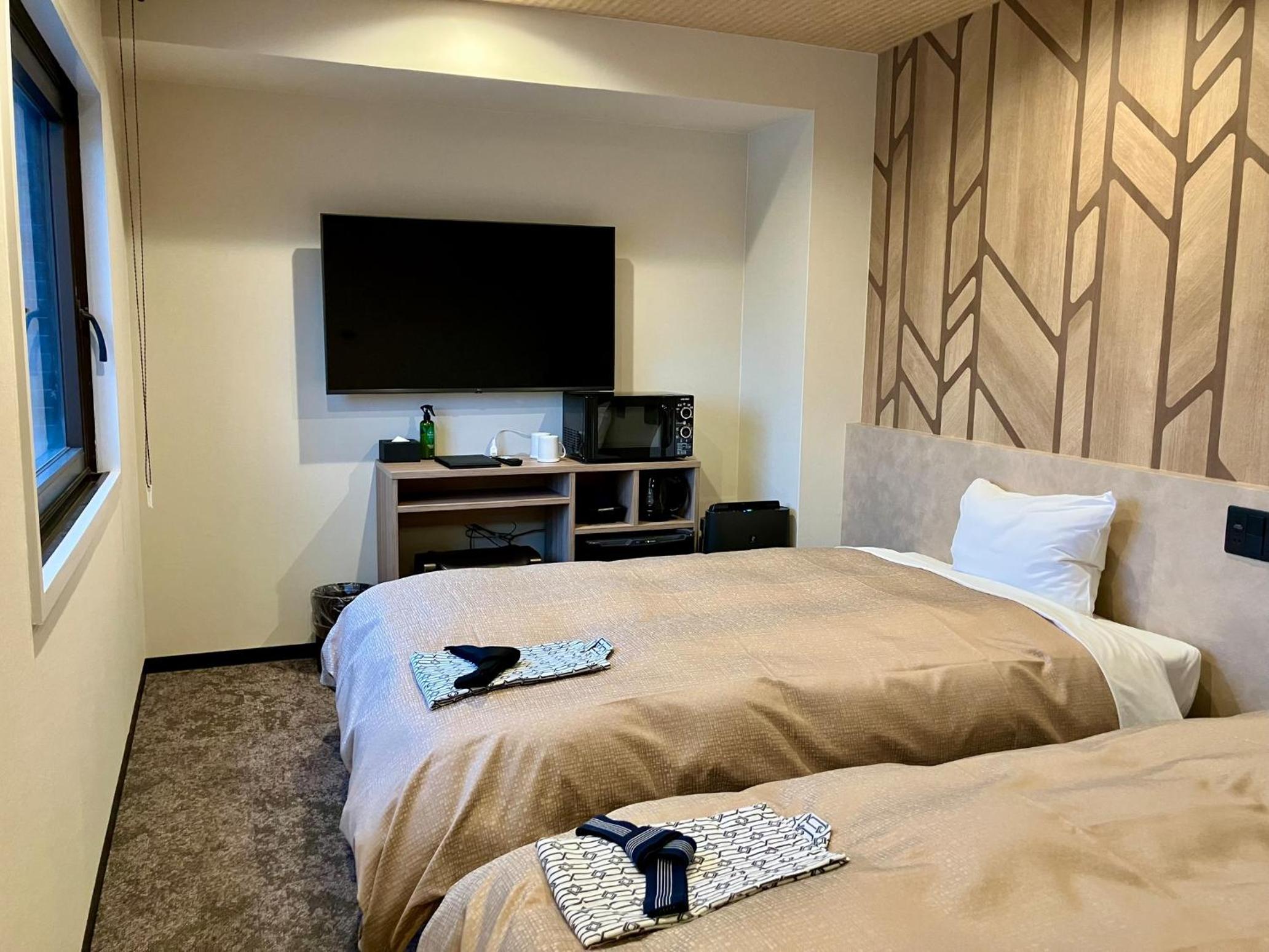 Twin Room - Smoking