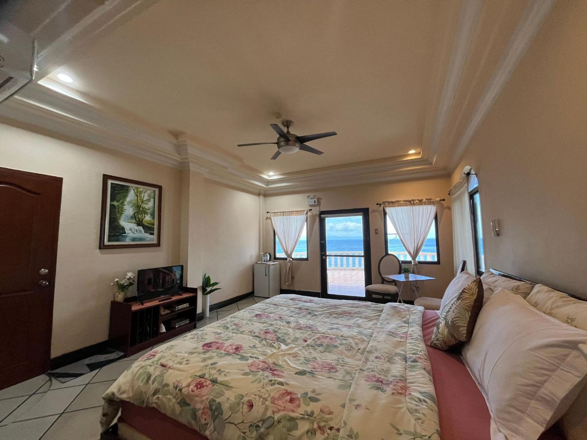 King Suite with Ocean View