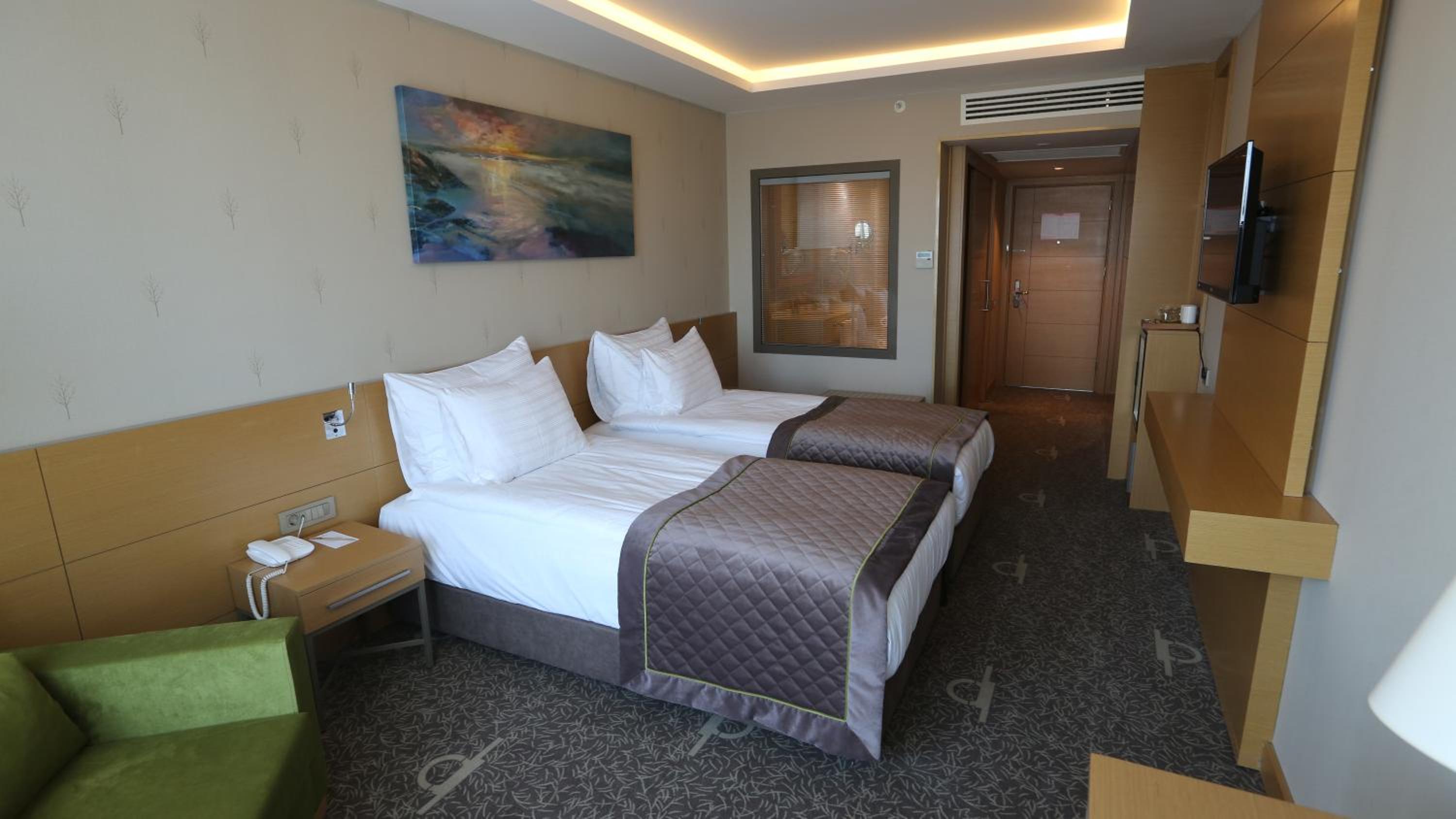 Twin Room - Non-Smoking