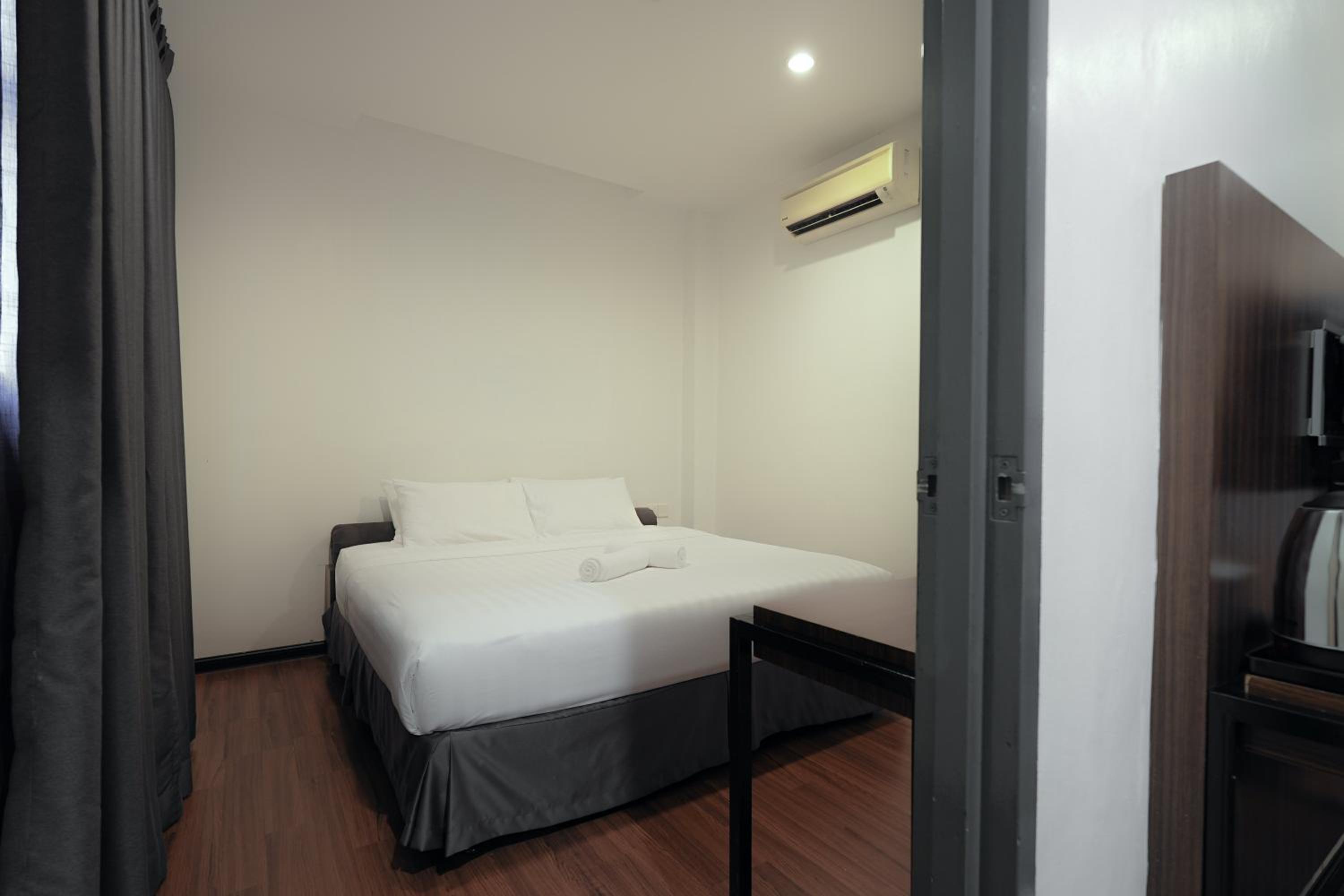Deluxe Room With 2 Double Bed