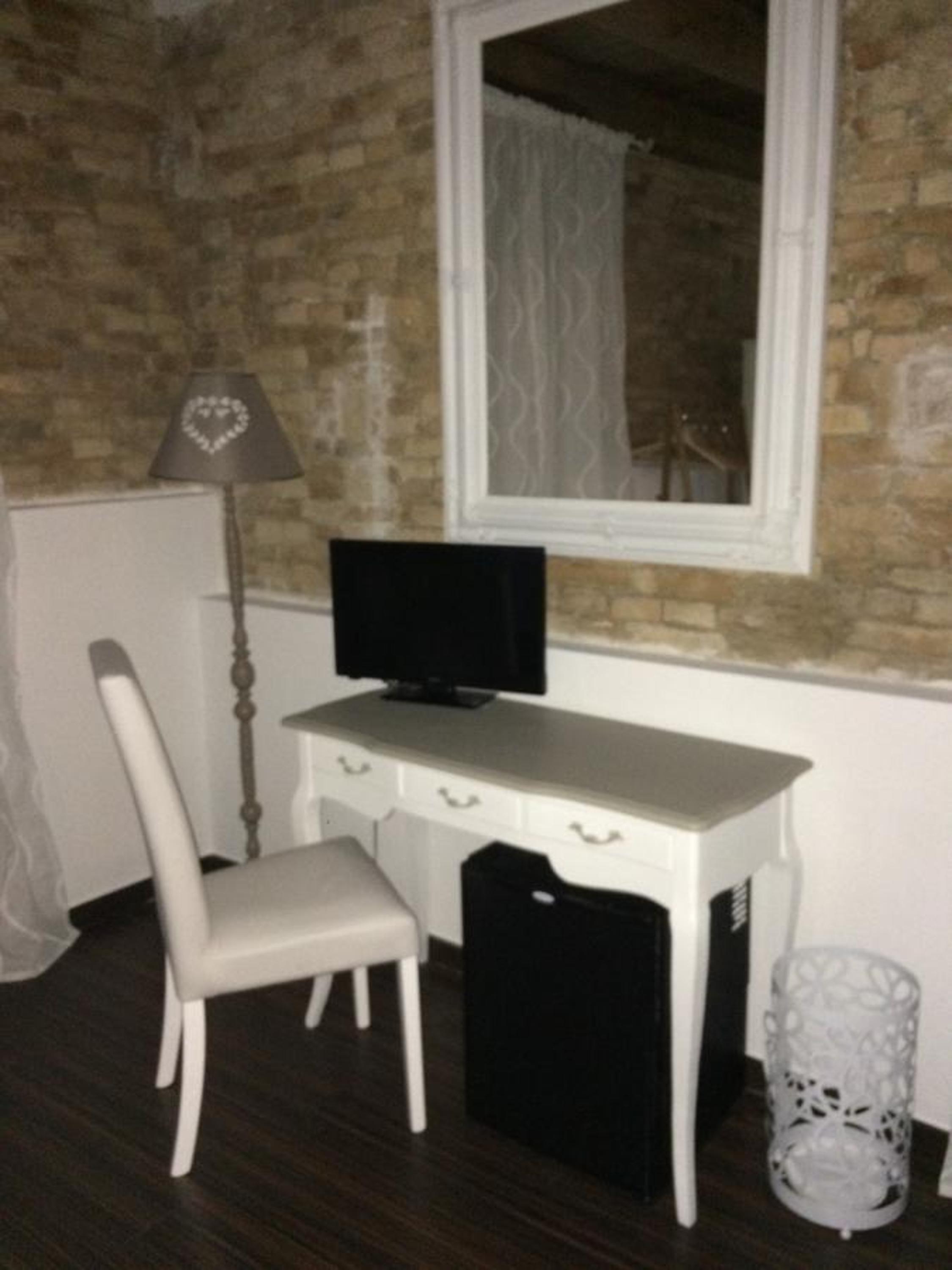 Basic Triple Room - Photo 15
