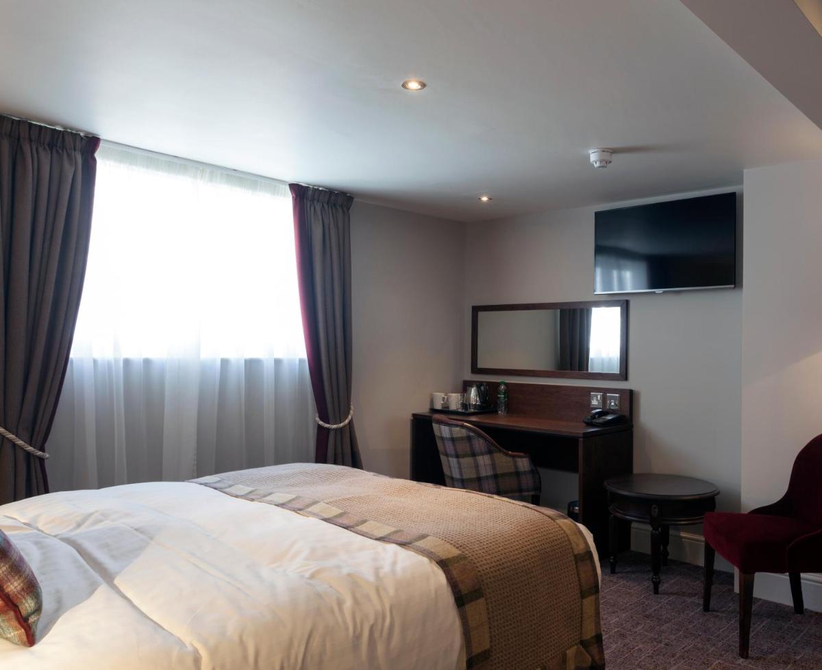 Double or Twin Room photo 3