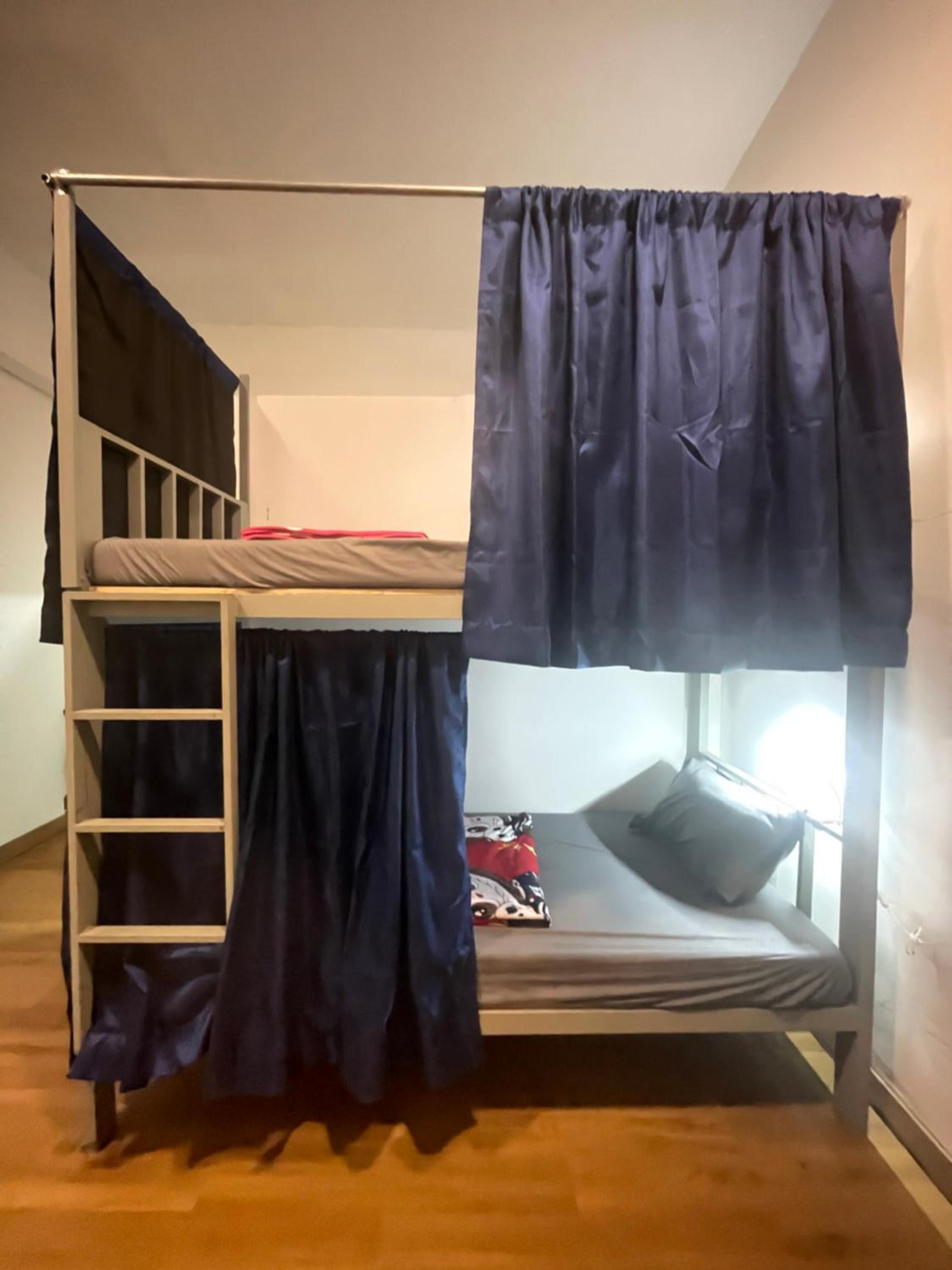 Bed in 4-Bed Mixed Dormitory Room photo 2