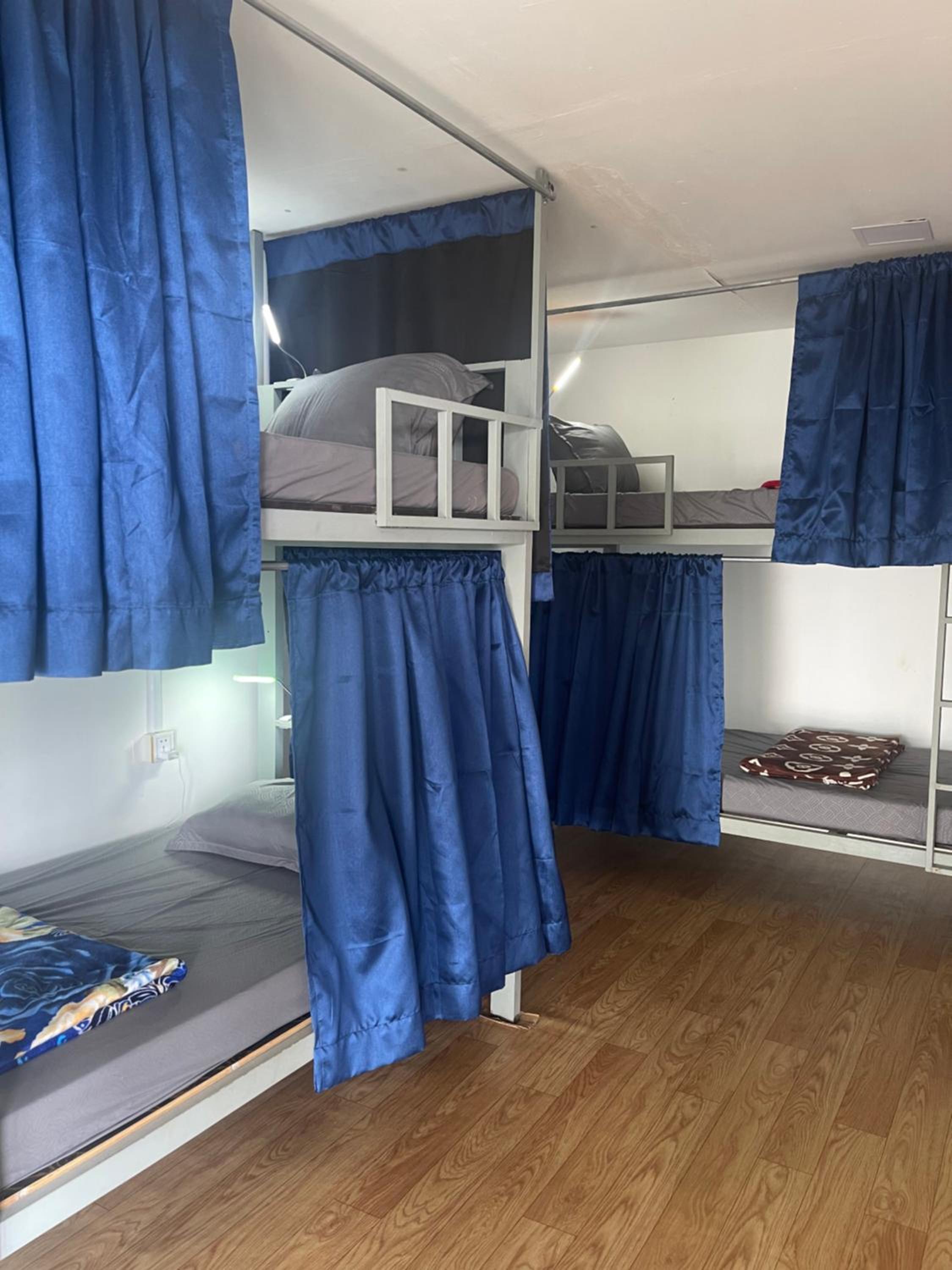 Bed in 4-Bed Mixed Dormitory Room photo 3