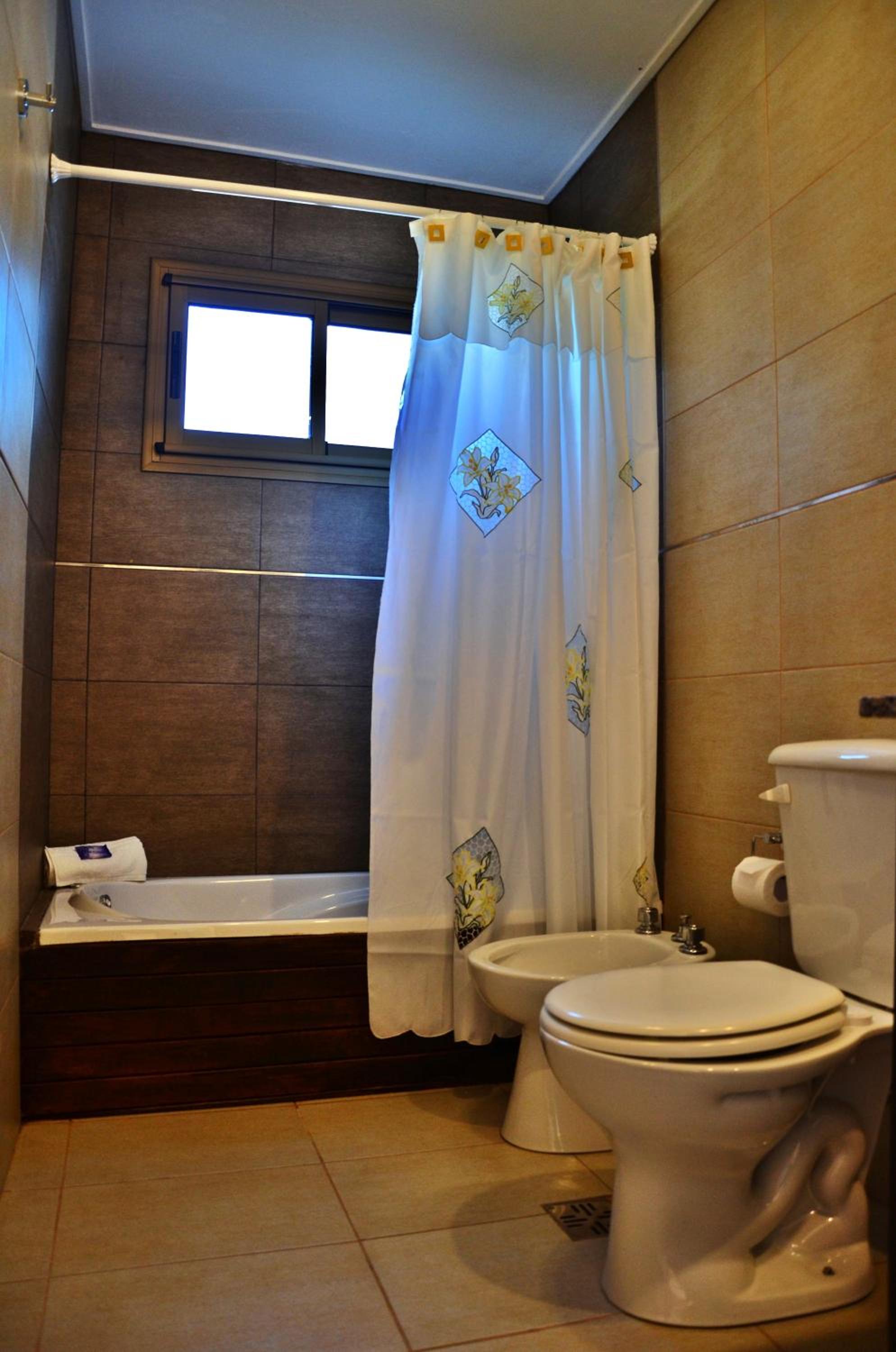 Deluxe Double or Twin Room with Spa Bath photo 2
