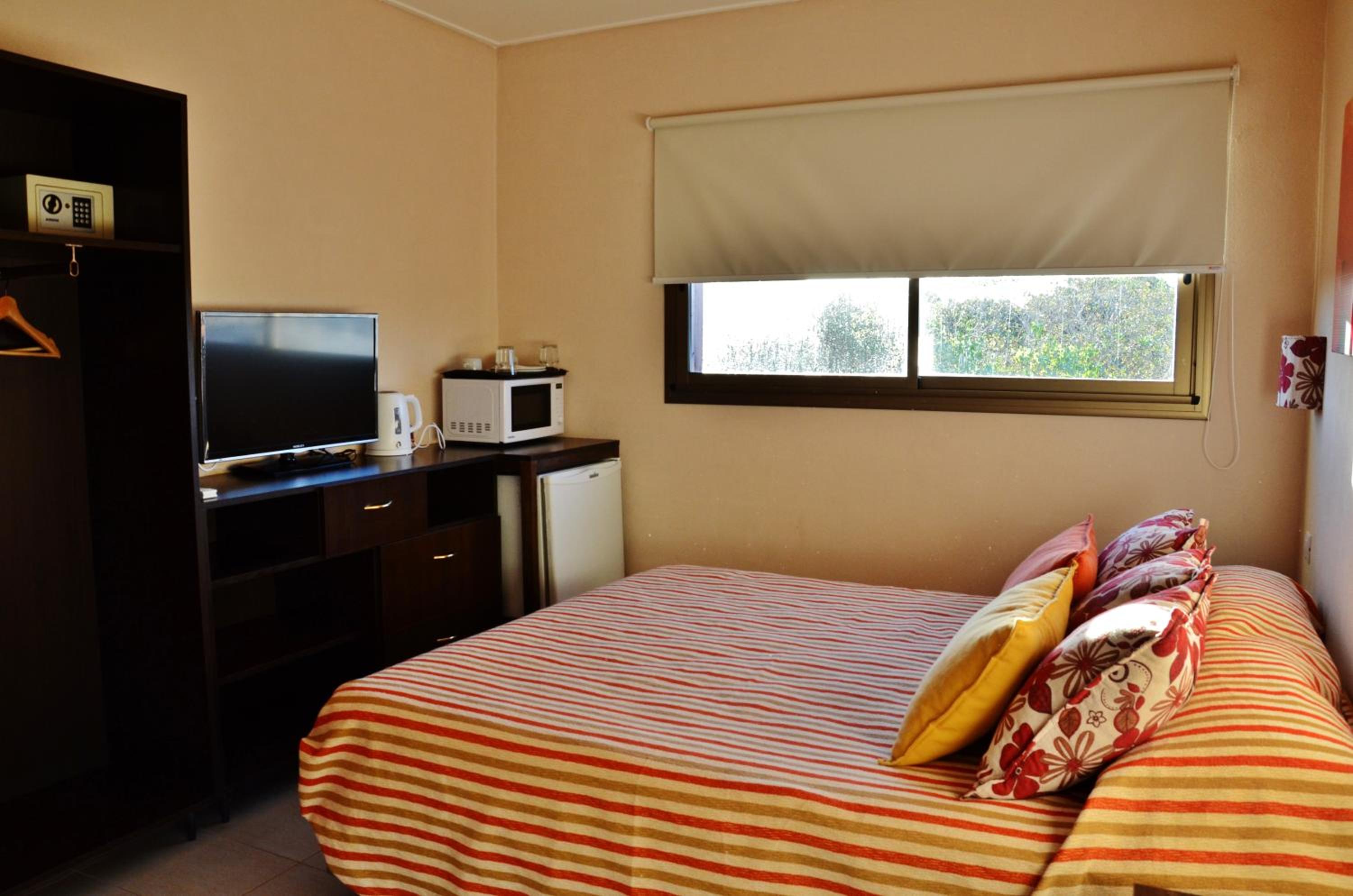 Deluxe Double or Twin Room with Spa Bath photo 2