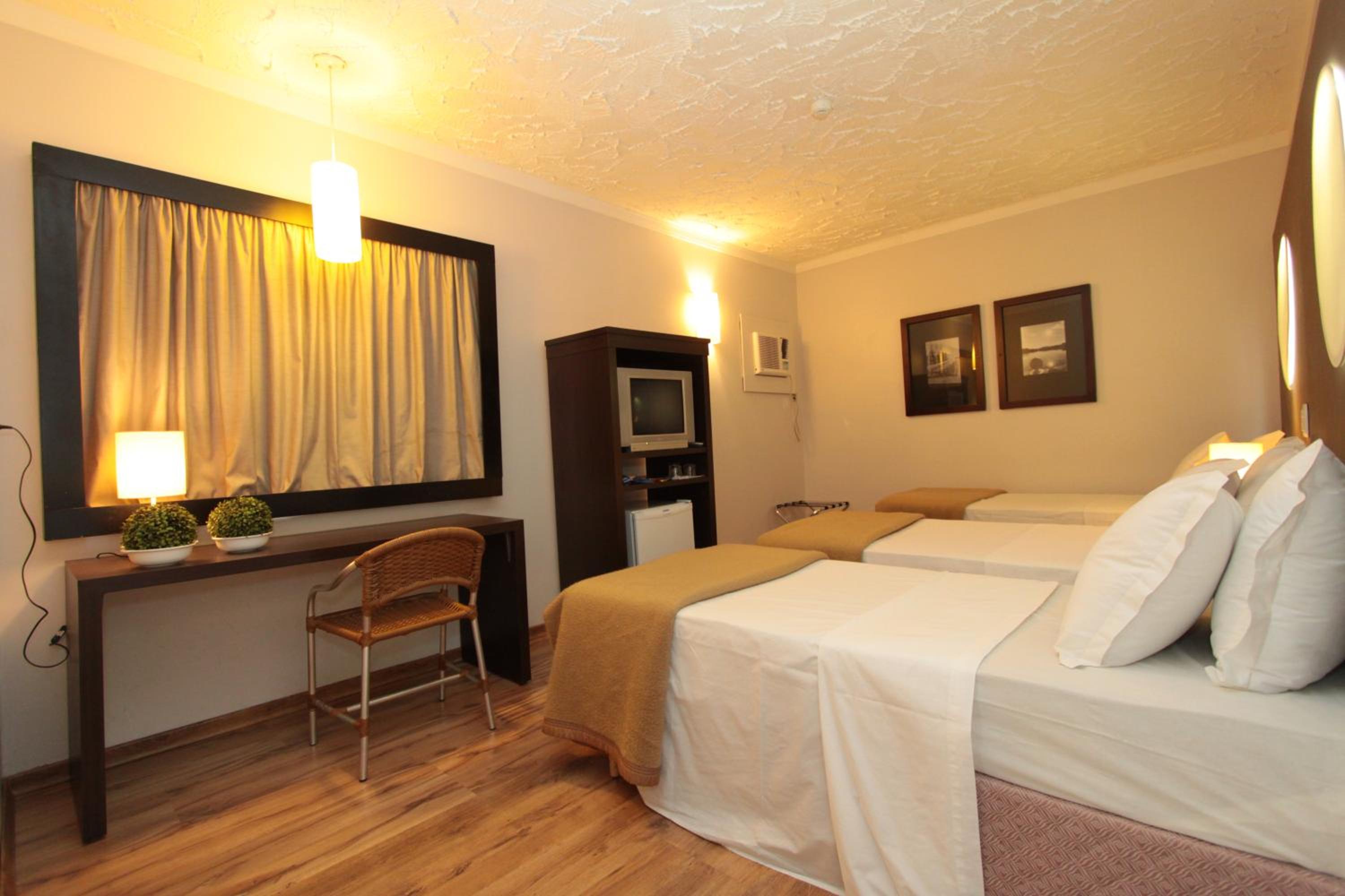 Standard Triple Room - Photo 4