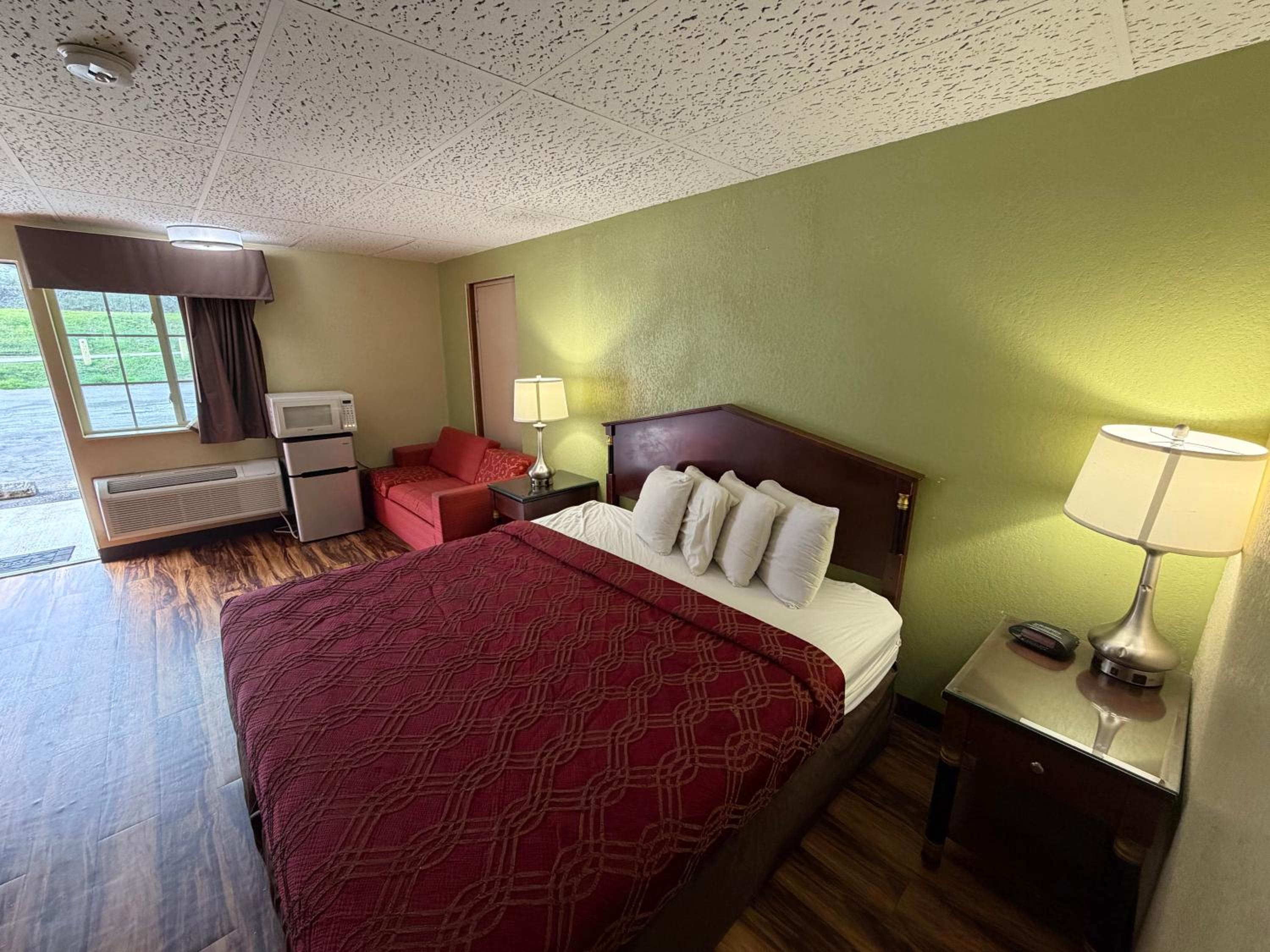 Deluxe Suite photo 2