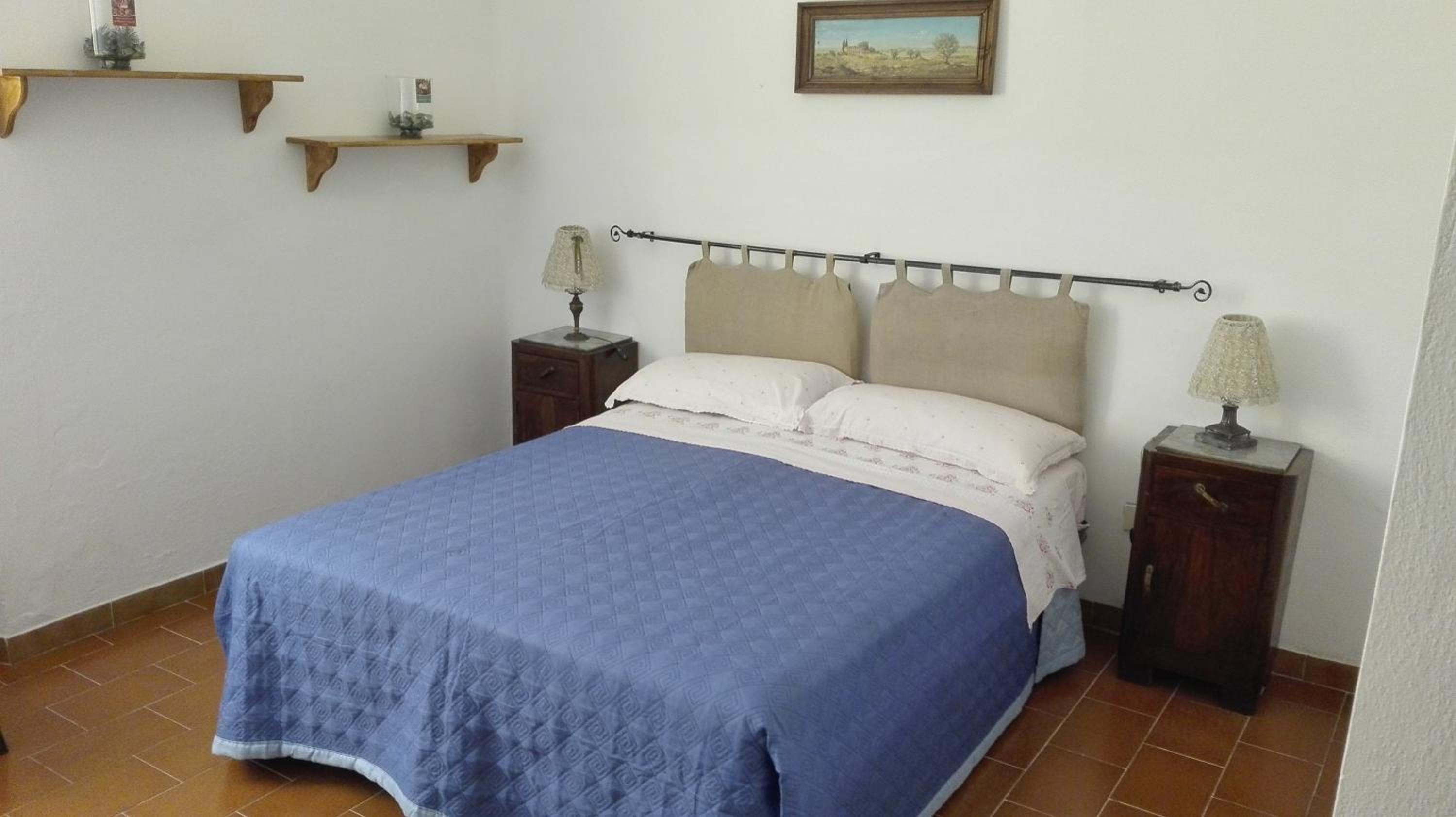 Apartment with Terrace - Photo 34