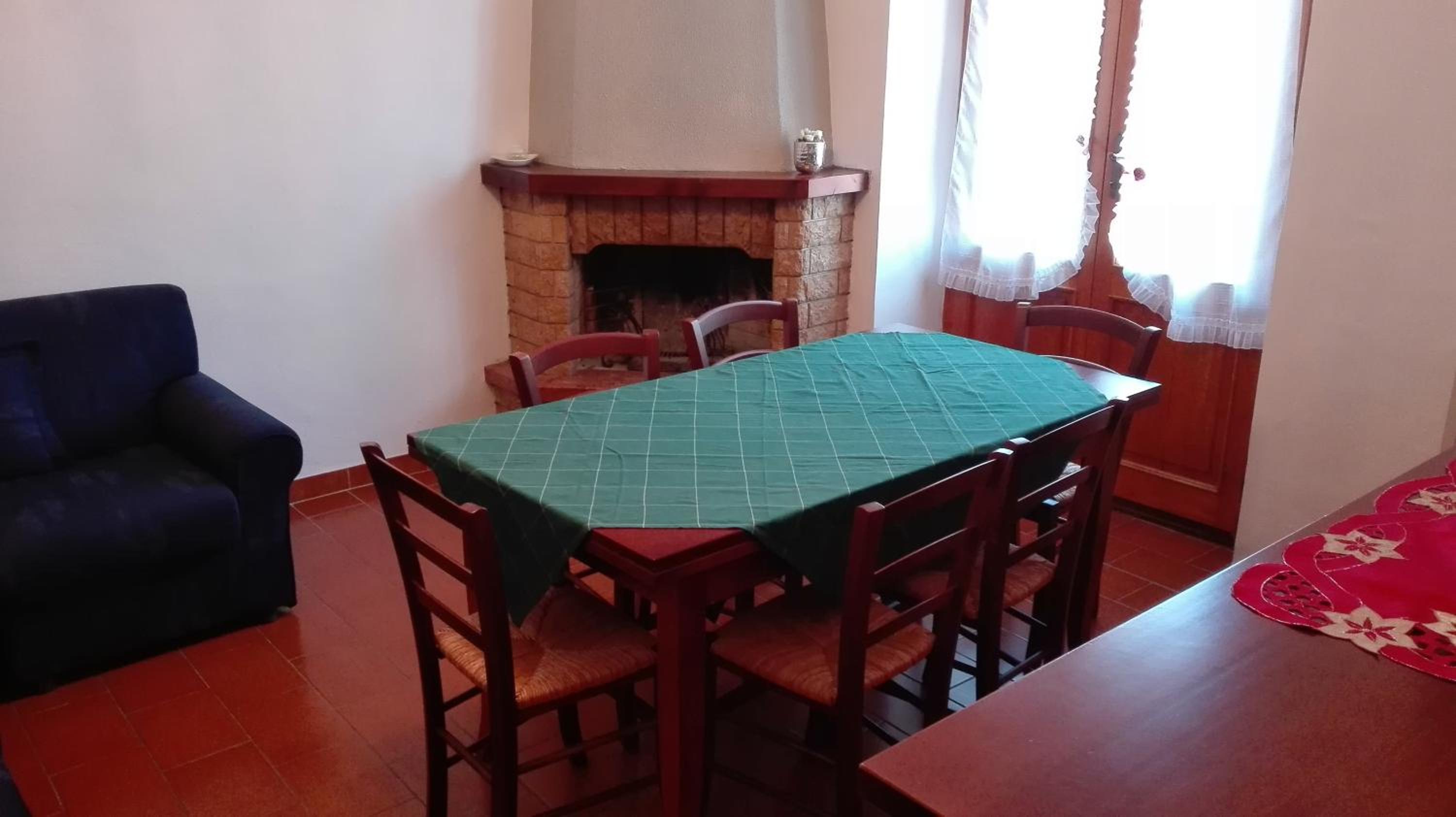 Apartment with Terrace - Photo 39