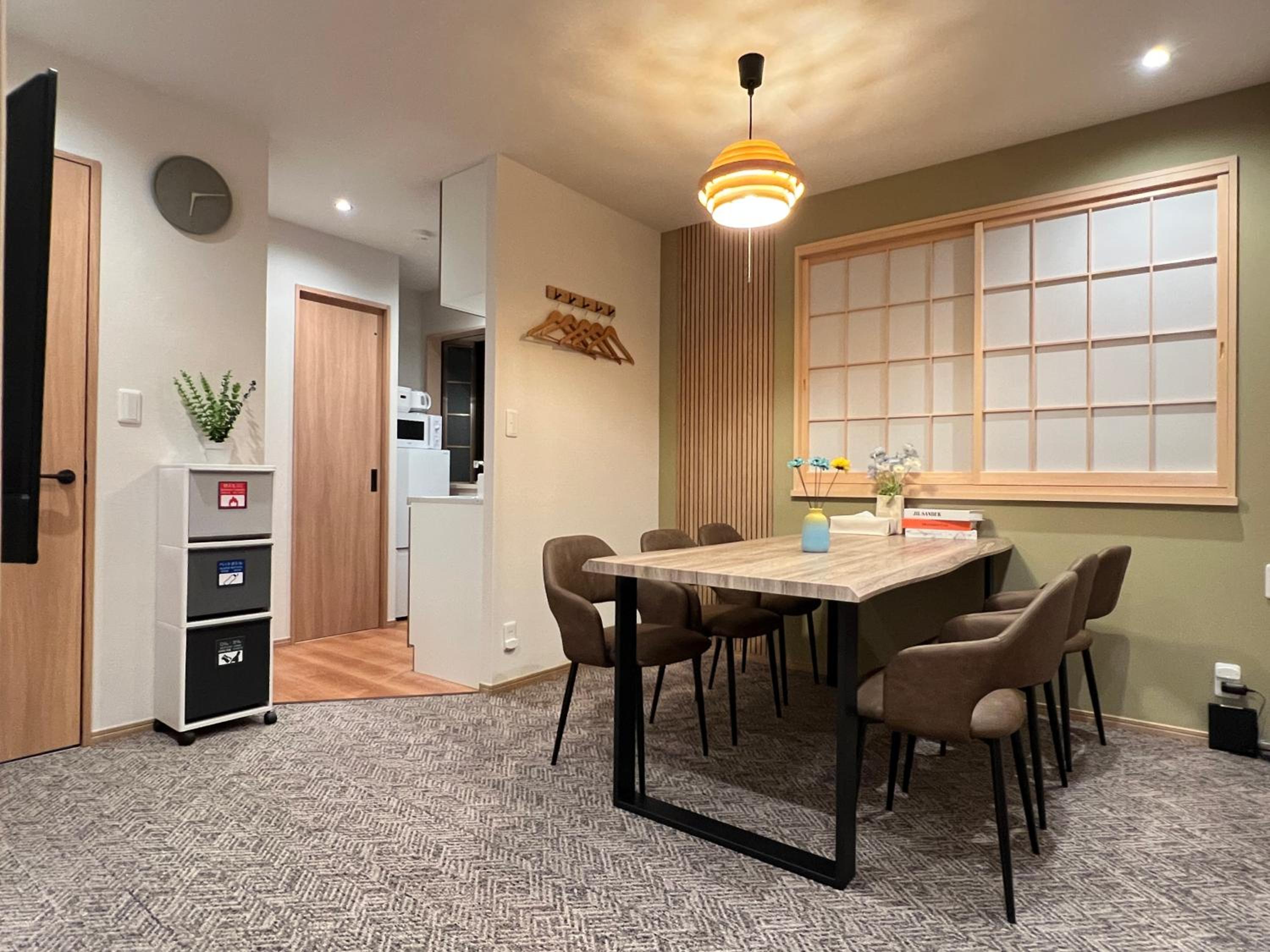 One-Bedroom Apartment with Balcony