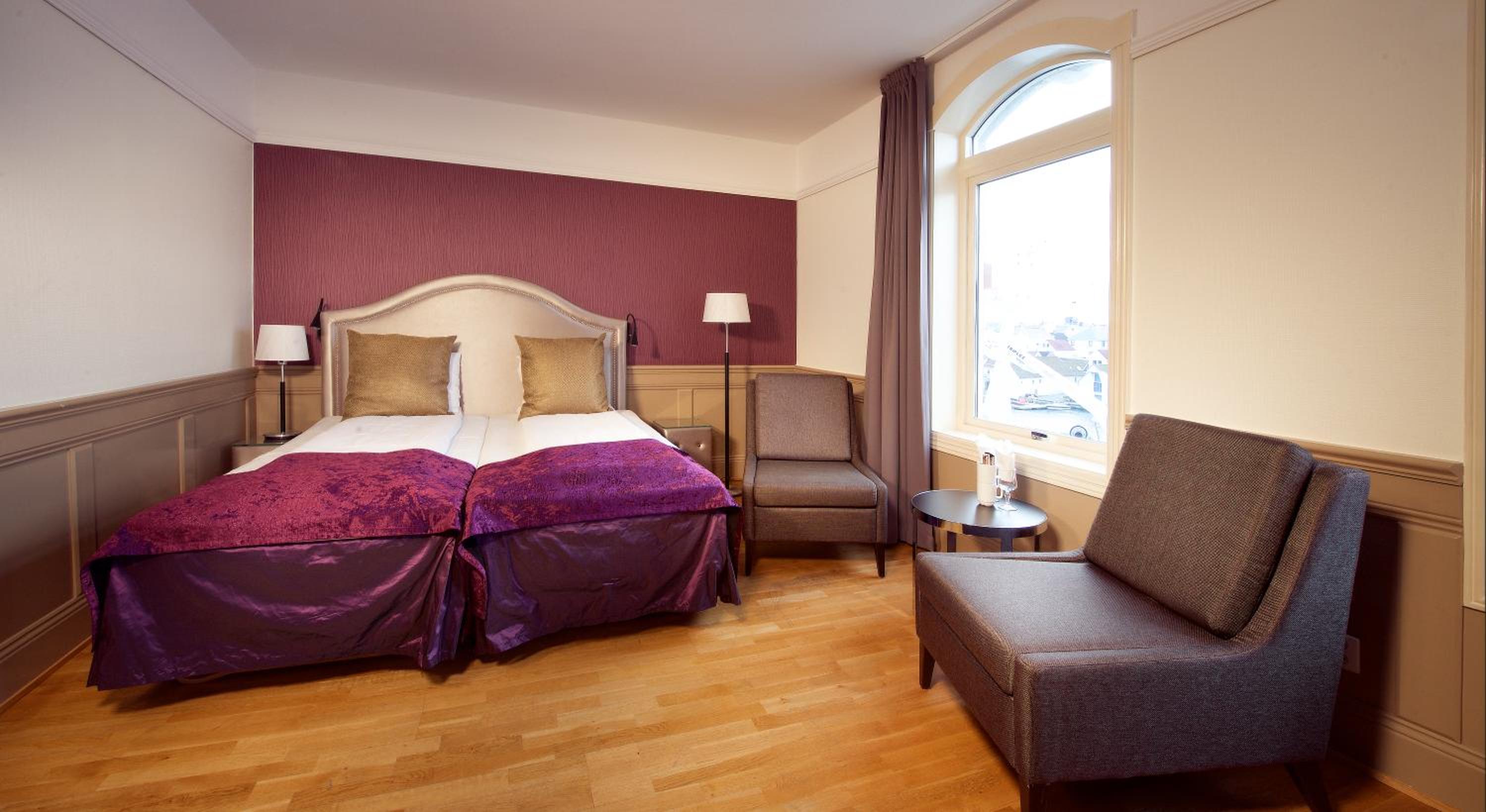 Standard Twin Room - Photo 3