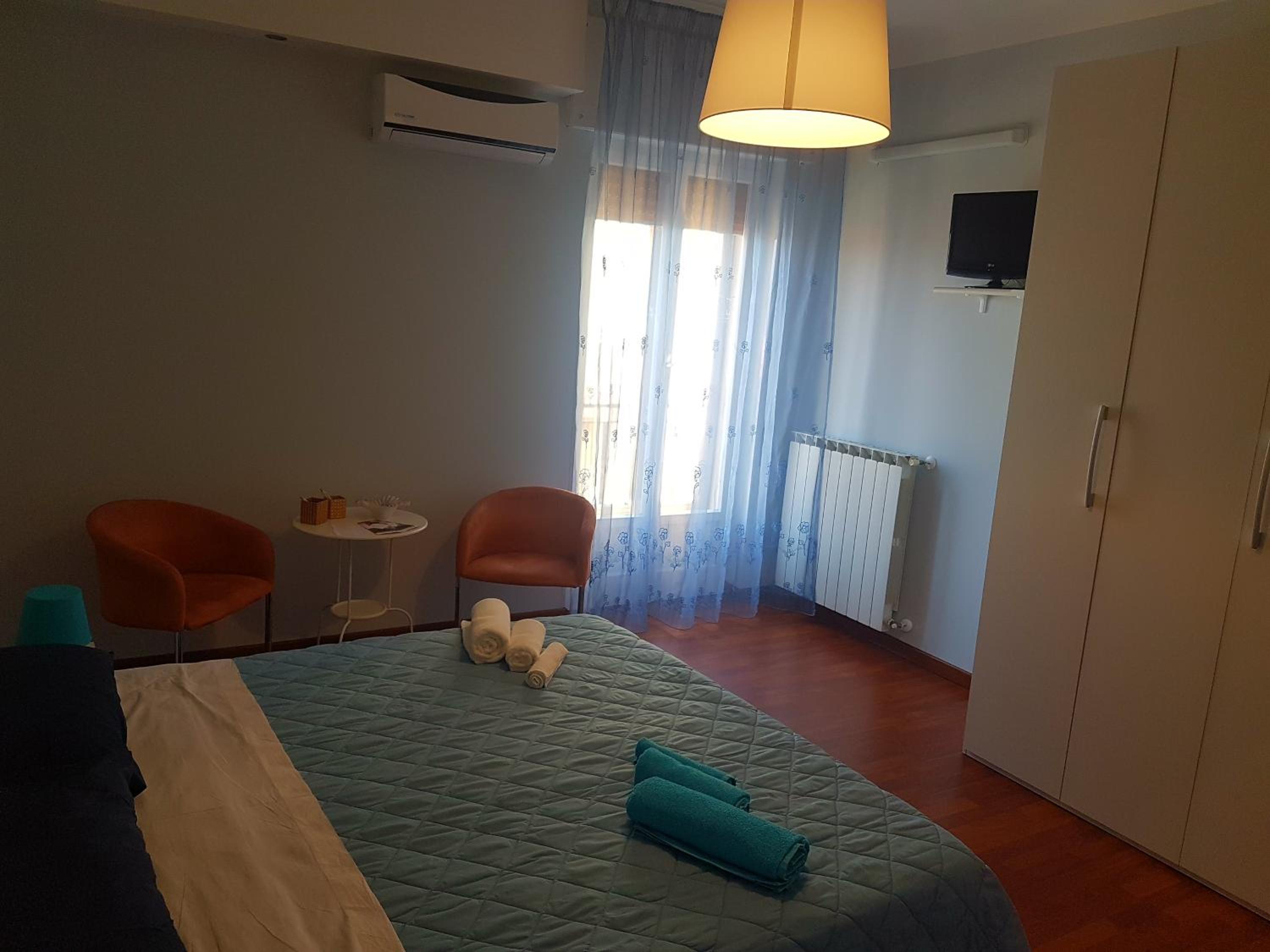 Comfort Triple Room with Shower photo 1