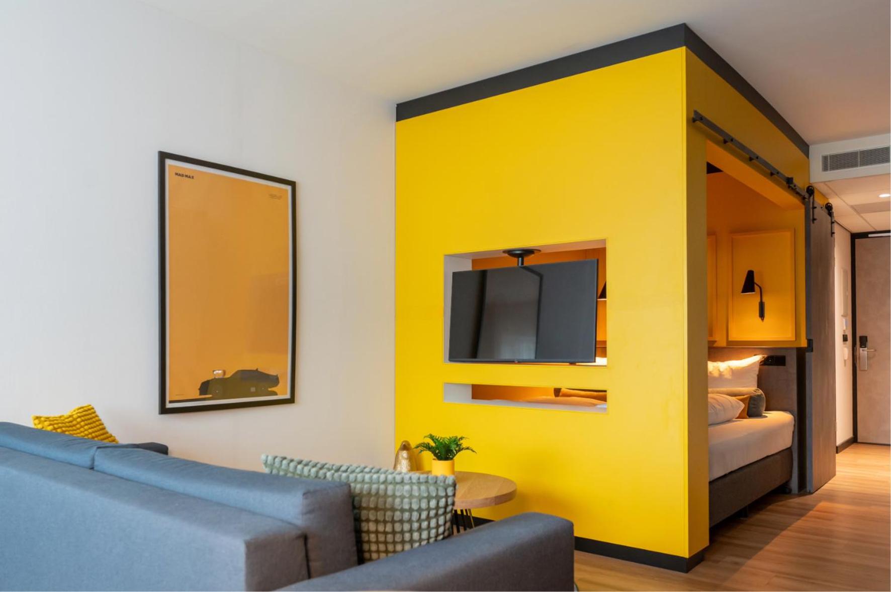 Studio XL for Three People