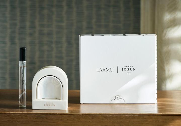 [The Shape of Scent] Deluxe Standard View King + LAAMU Fragrance Stone Item (once per stay) + 2 Affogatos at the Lounge (once per stay)