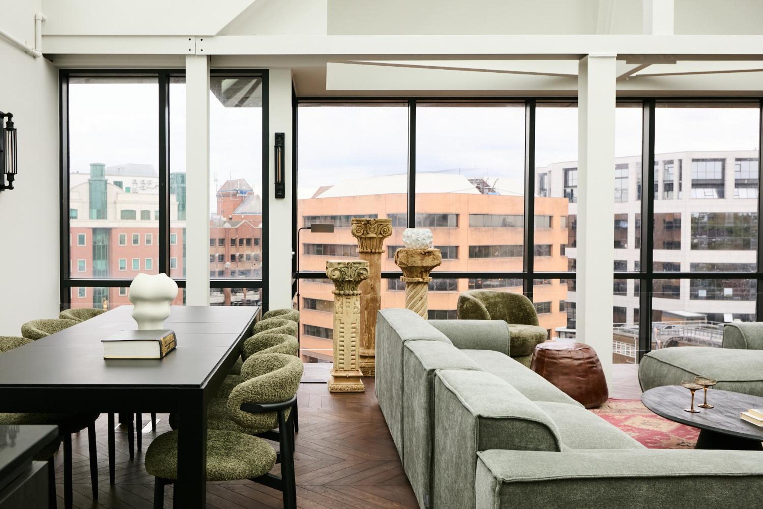 Penthouse Studio photo 1