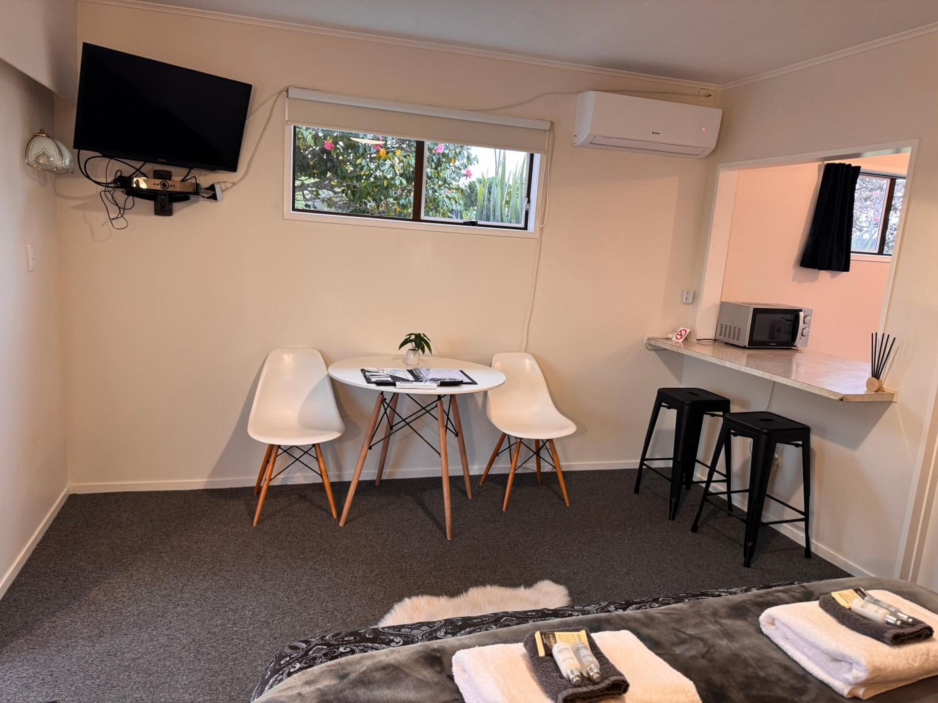 Queen Studio - Disability Access photo 2
