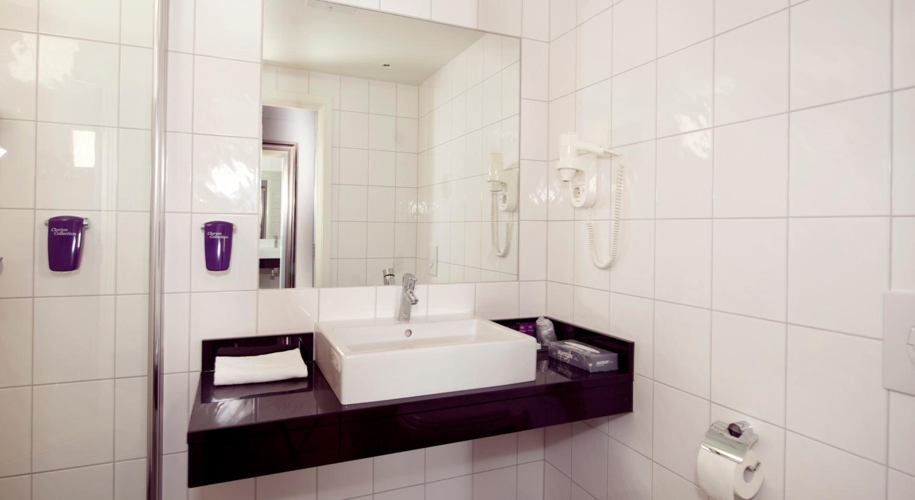 Superior Double or Twin Room - Photo 8