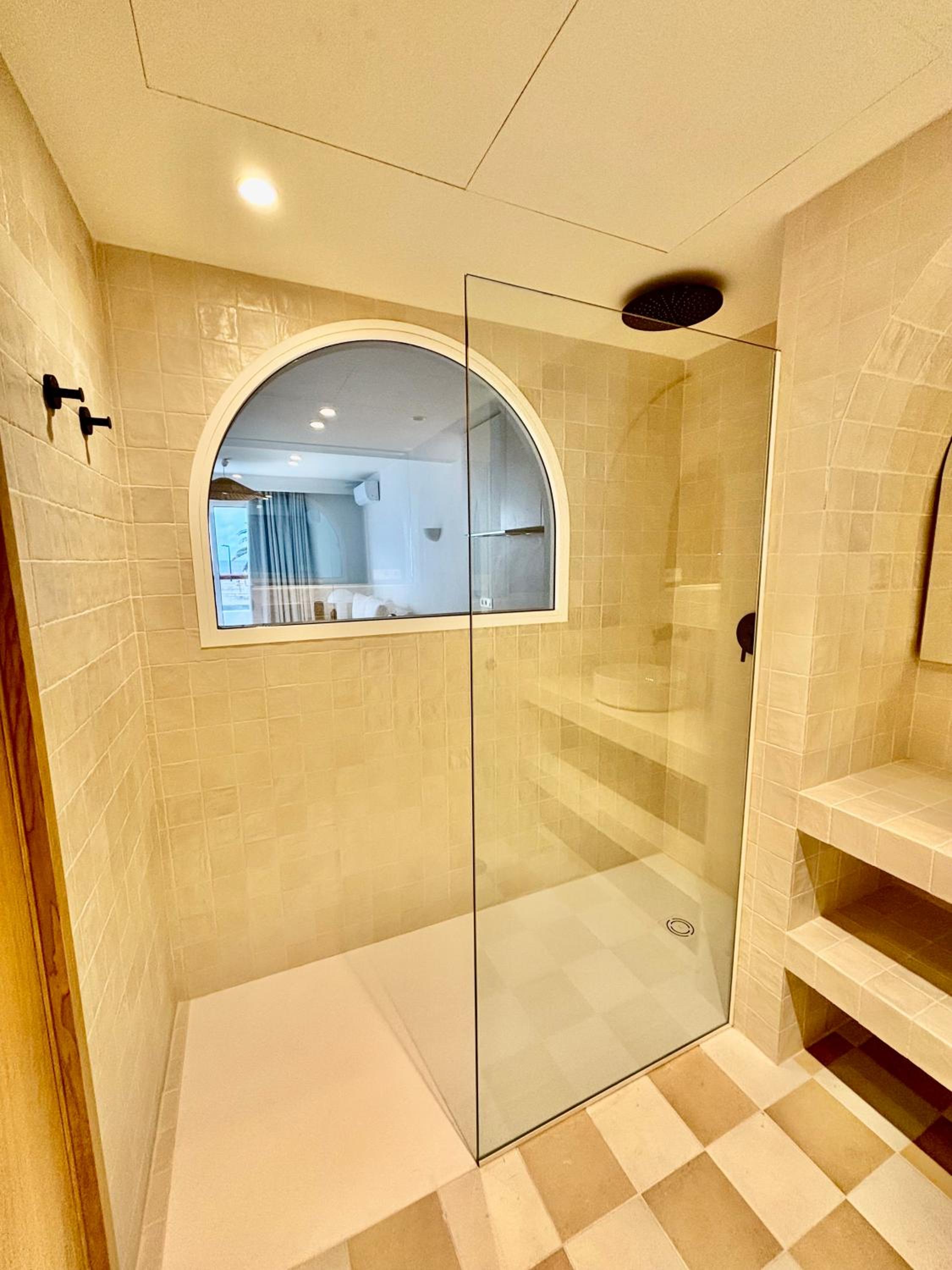 Superior Double or Twin Room photo 2
