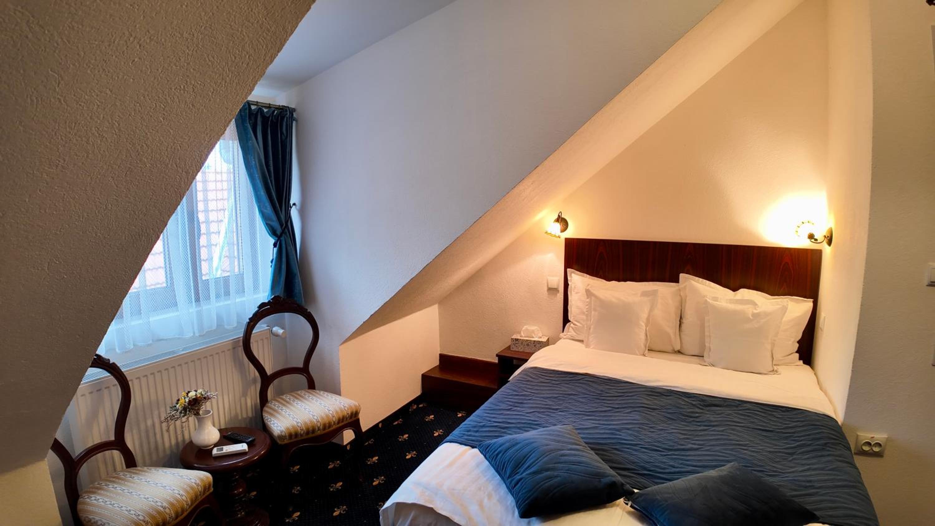 Single Room photo 2