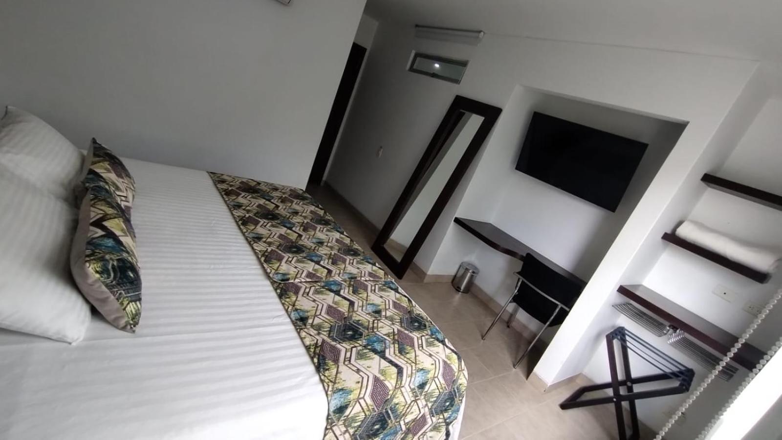 Double Room - Photo 2