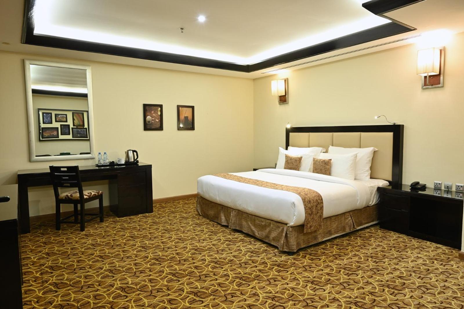 Superior King Room