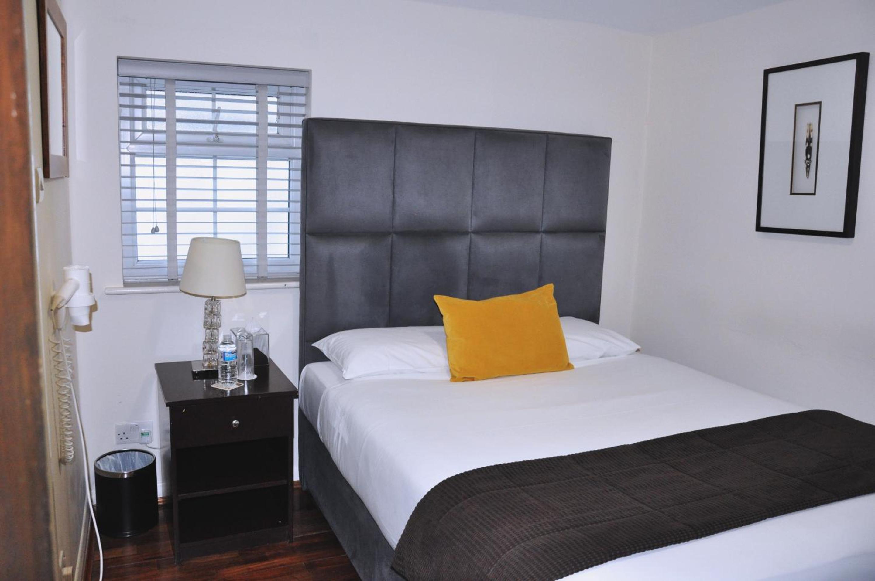 Deluxe Single Room photo 3