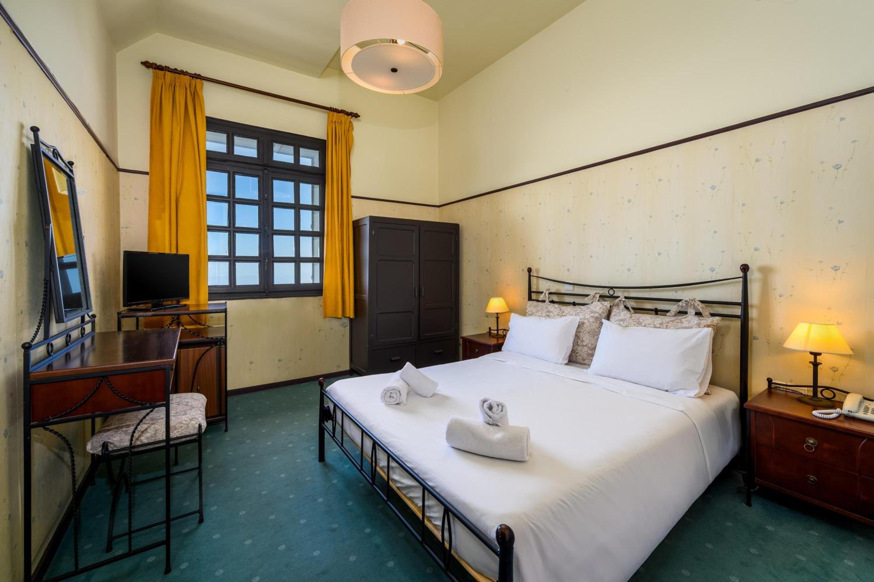 Double Room with Sea View photo 2