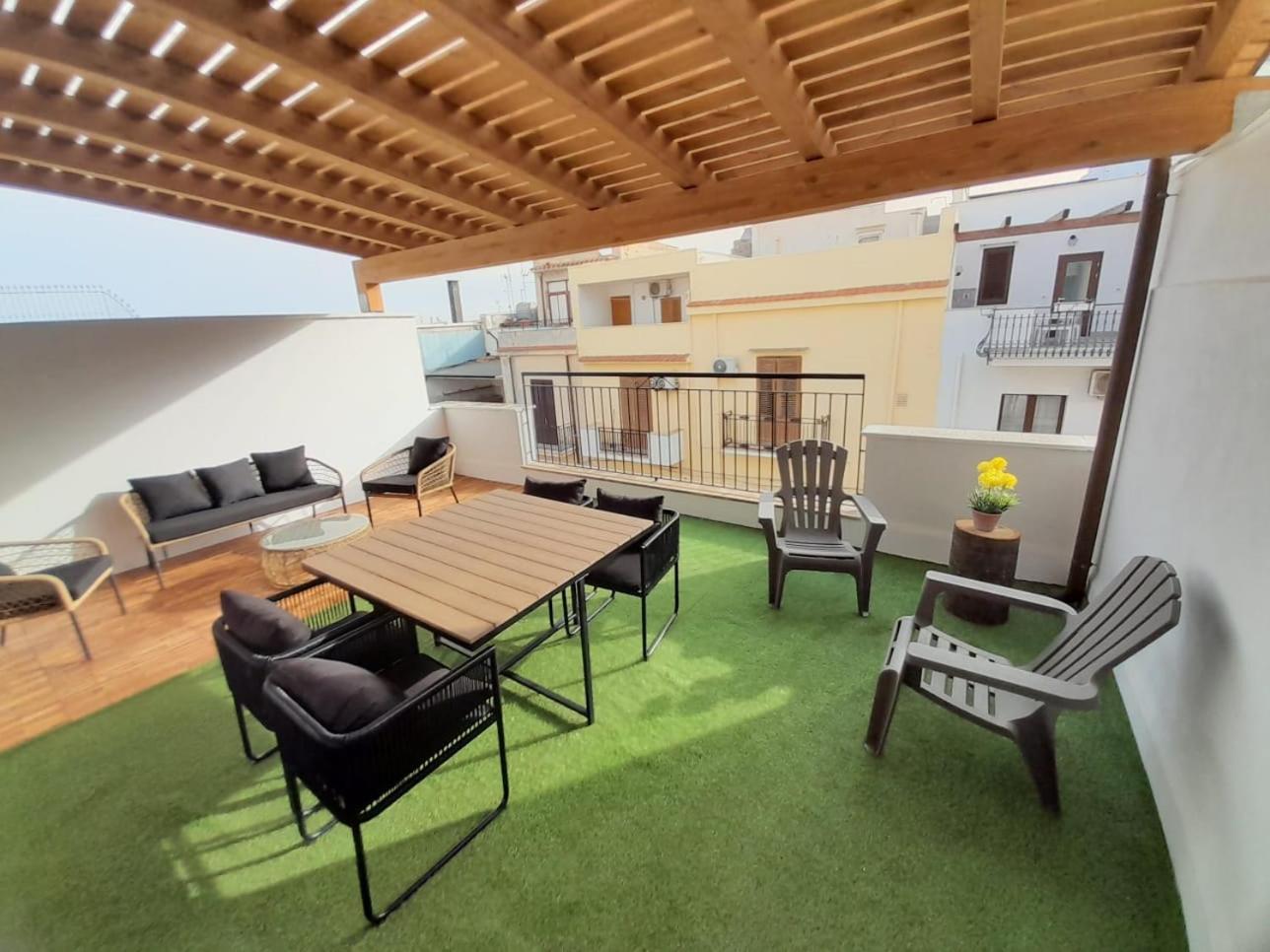 Three-Bedroom Vacation Home  photo 1