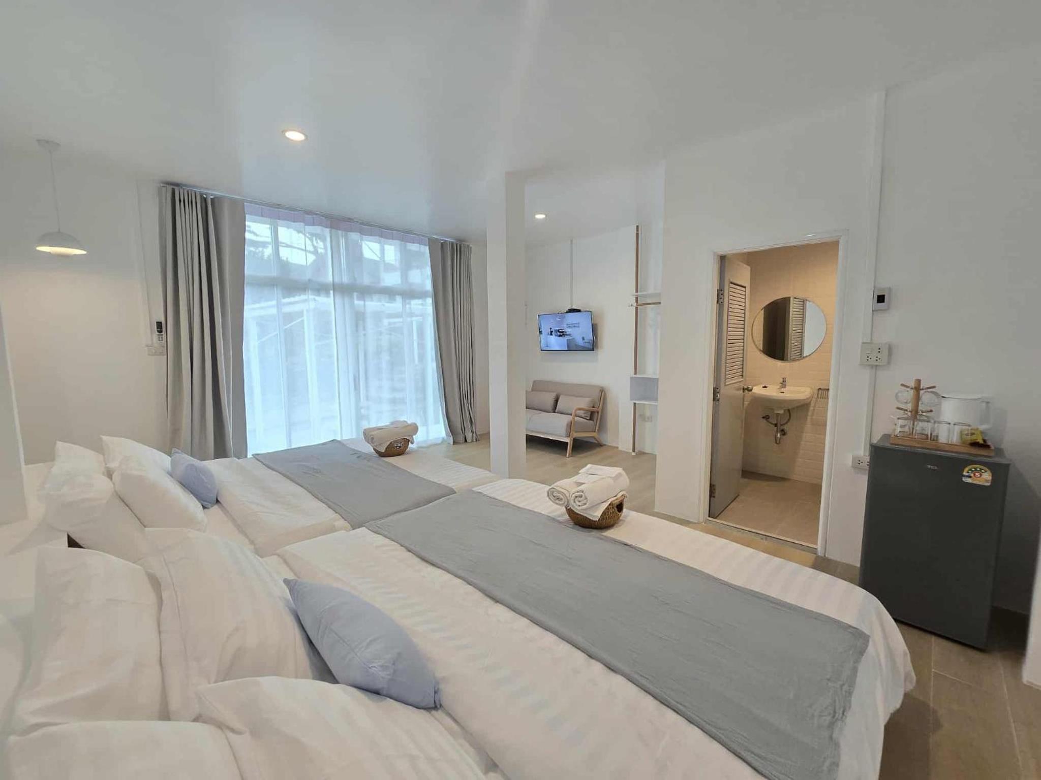 One-Bedroom House photo 3