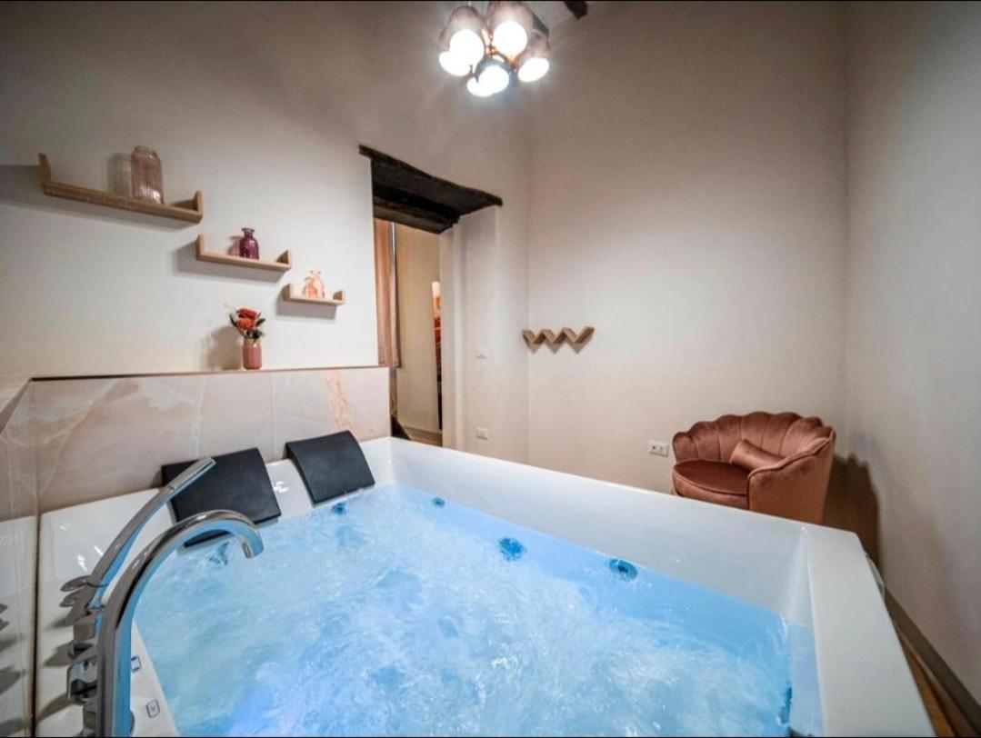 Double Room with Spa Bath photo 1