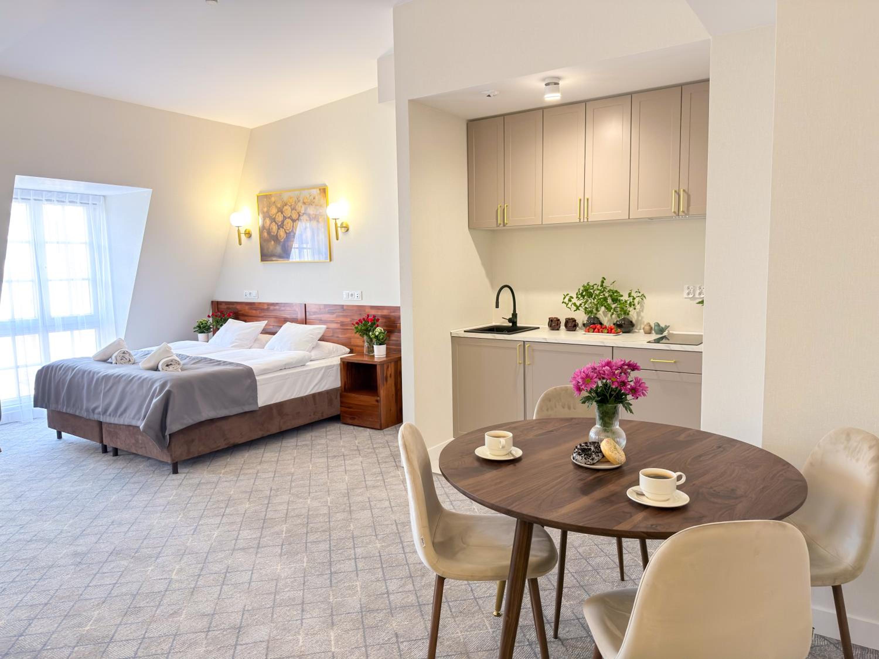Deluxe Apartment