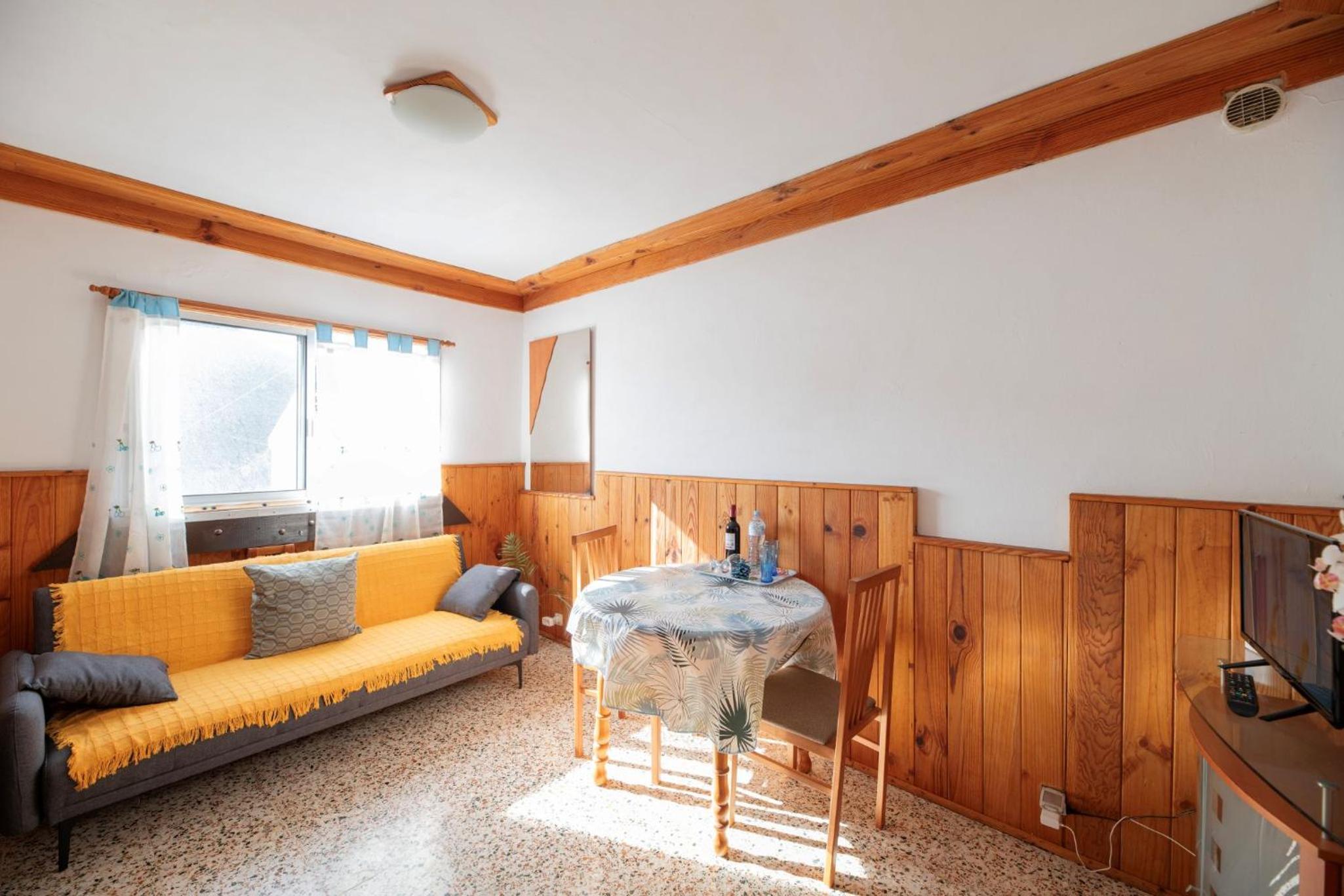 One-Bedroom House