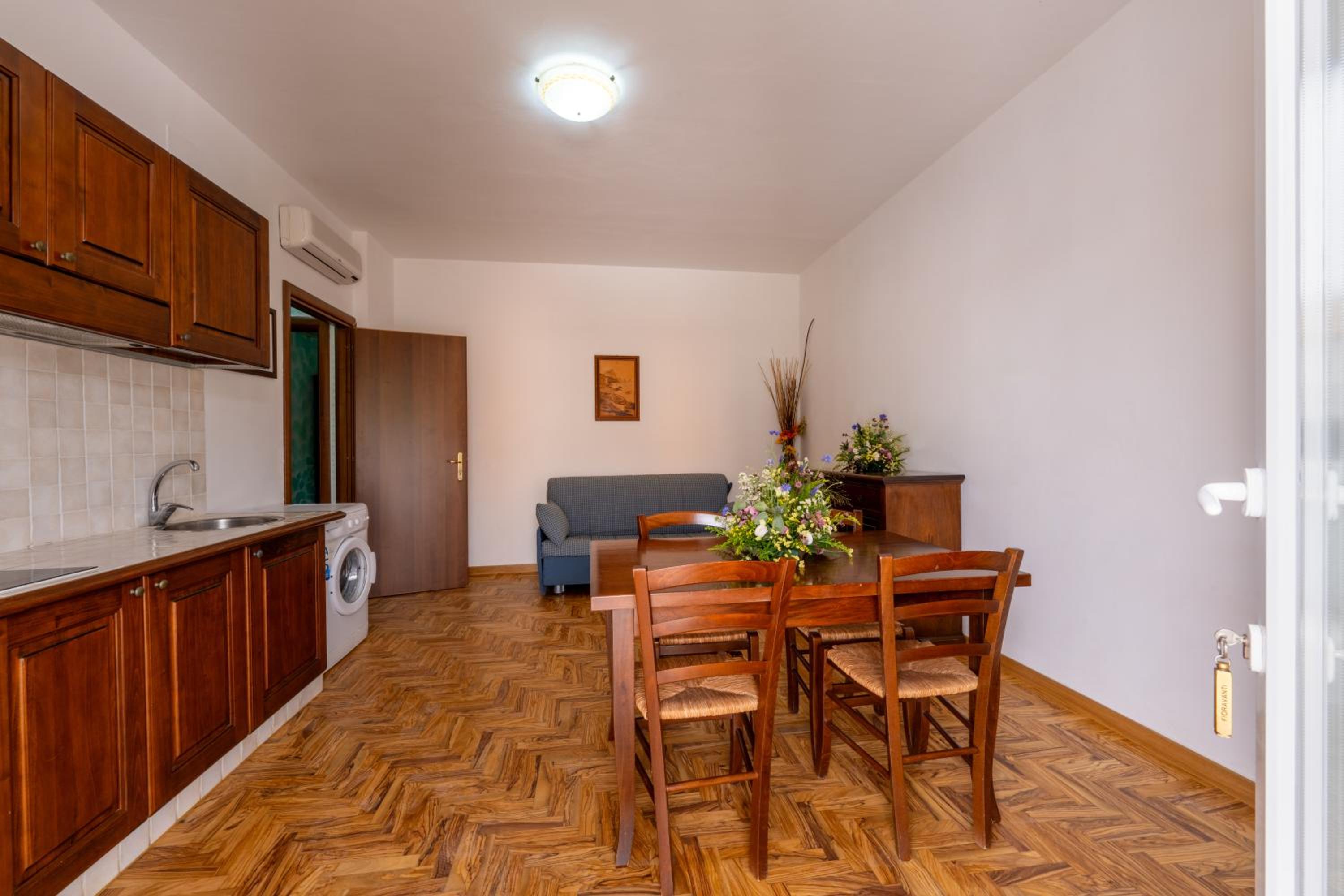 Superior Apartment photo 2