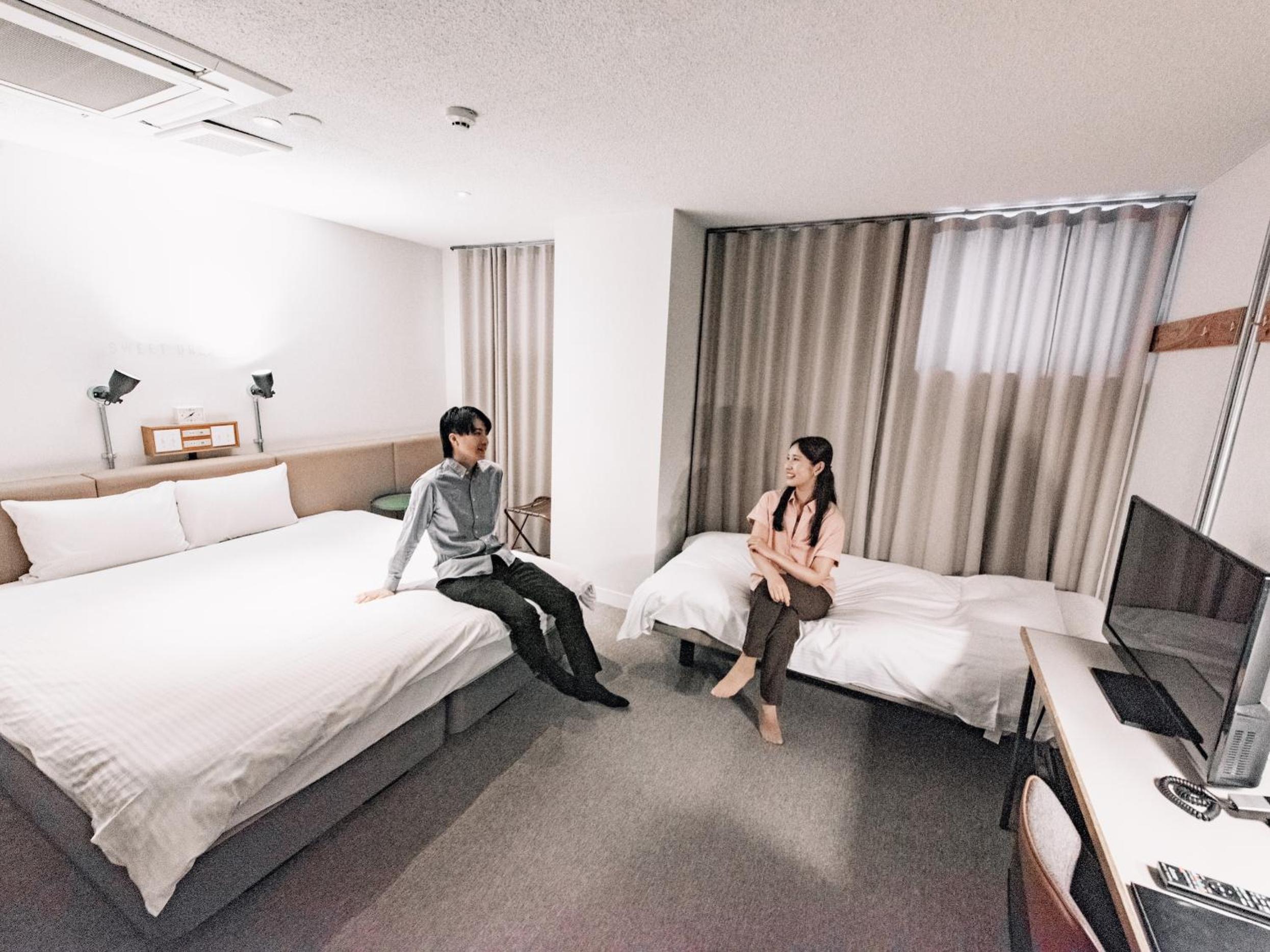 Studio Twin Room (1 Double Bed + 1 Sofa Bed) - Non-Smoking