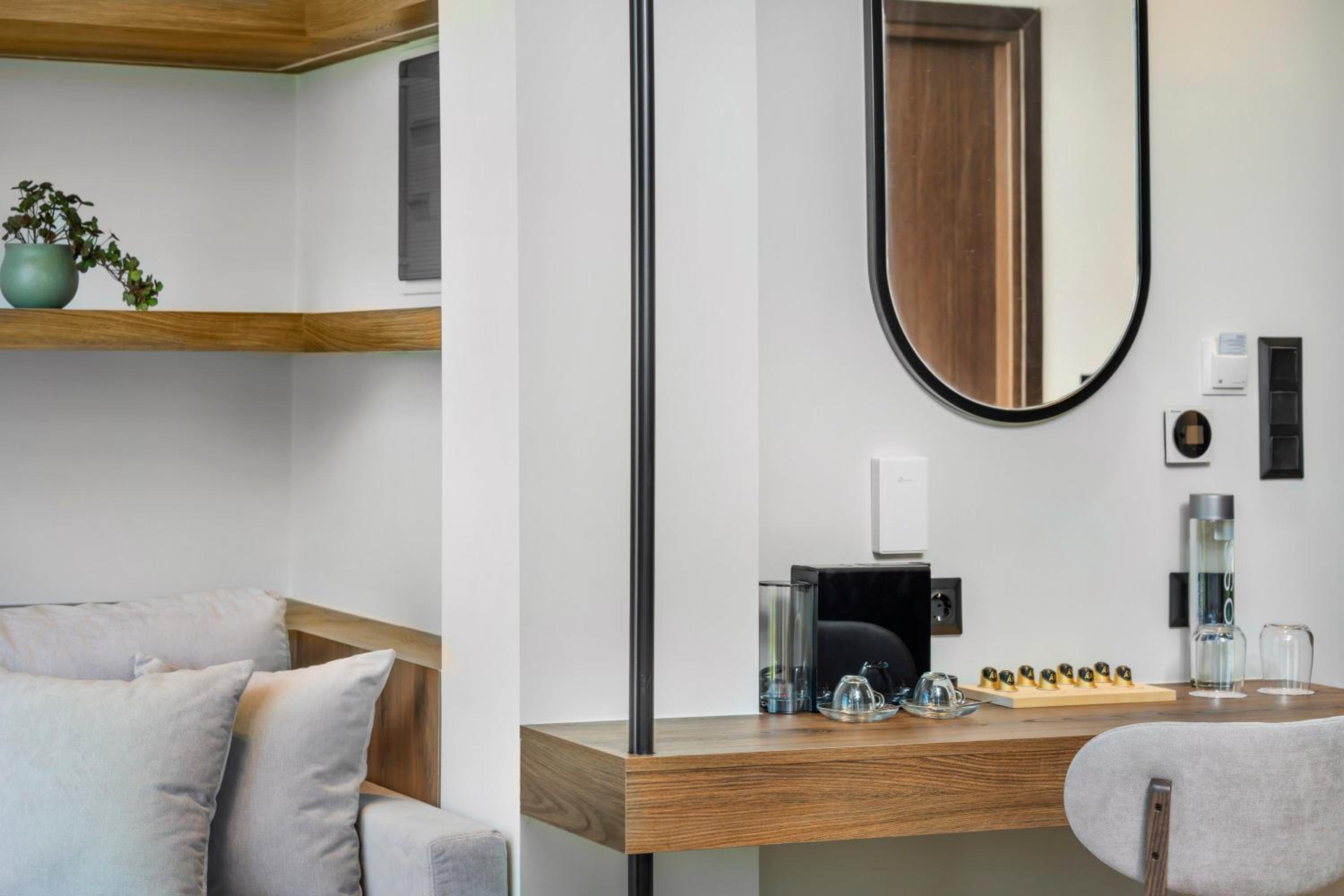Deluxe King Suite