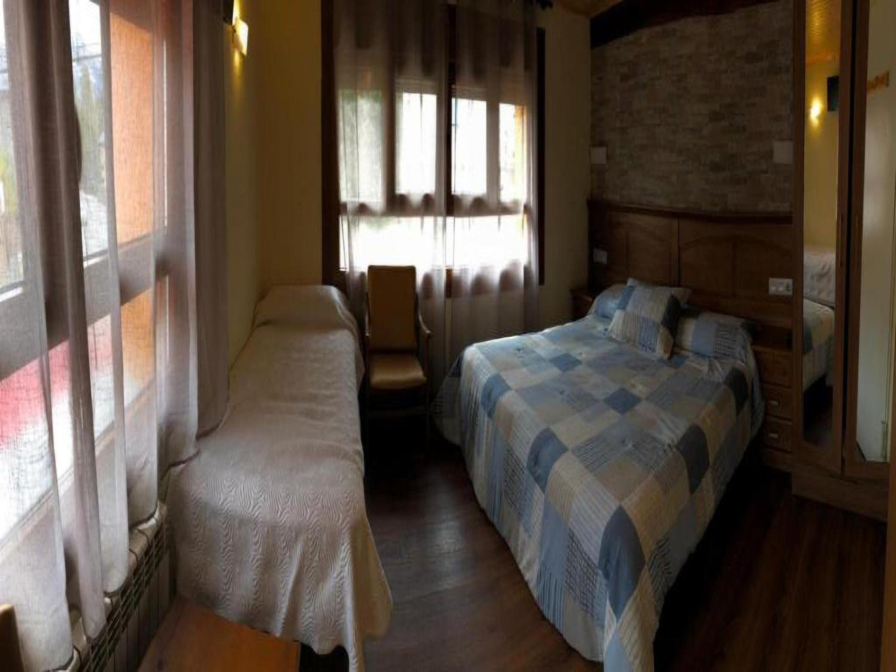 Triple Room photo 2